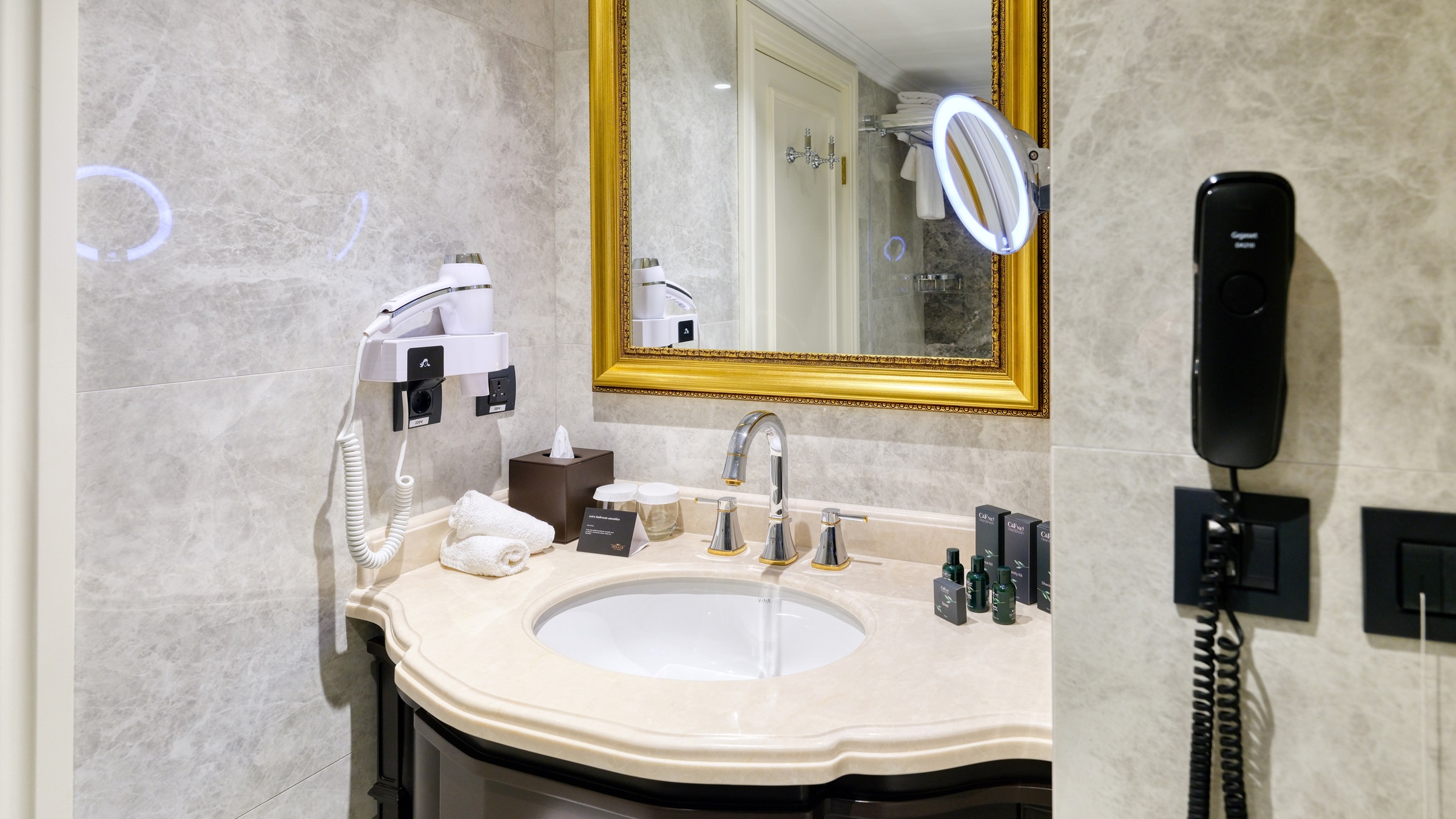 Double Deluxe City View