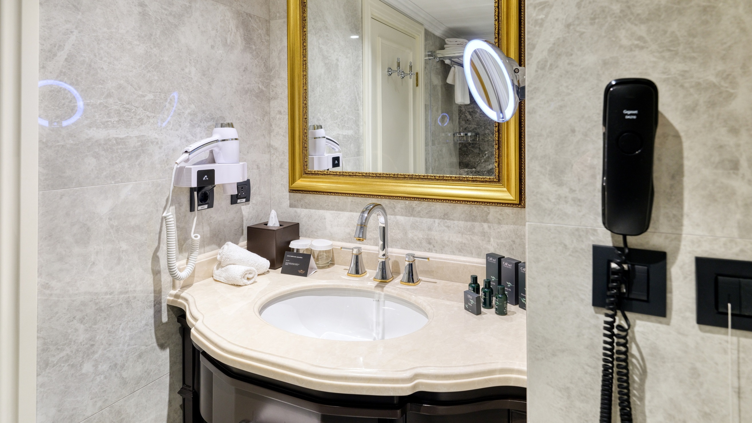 Double One Bedroom One Bathroom