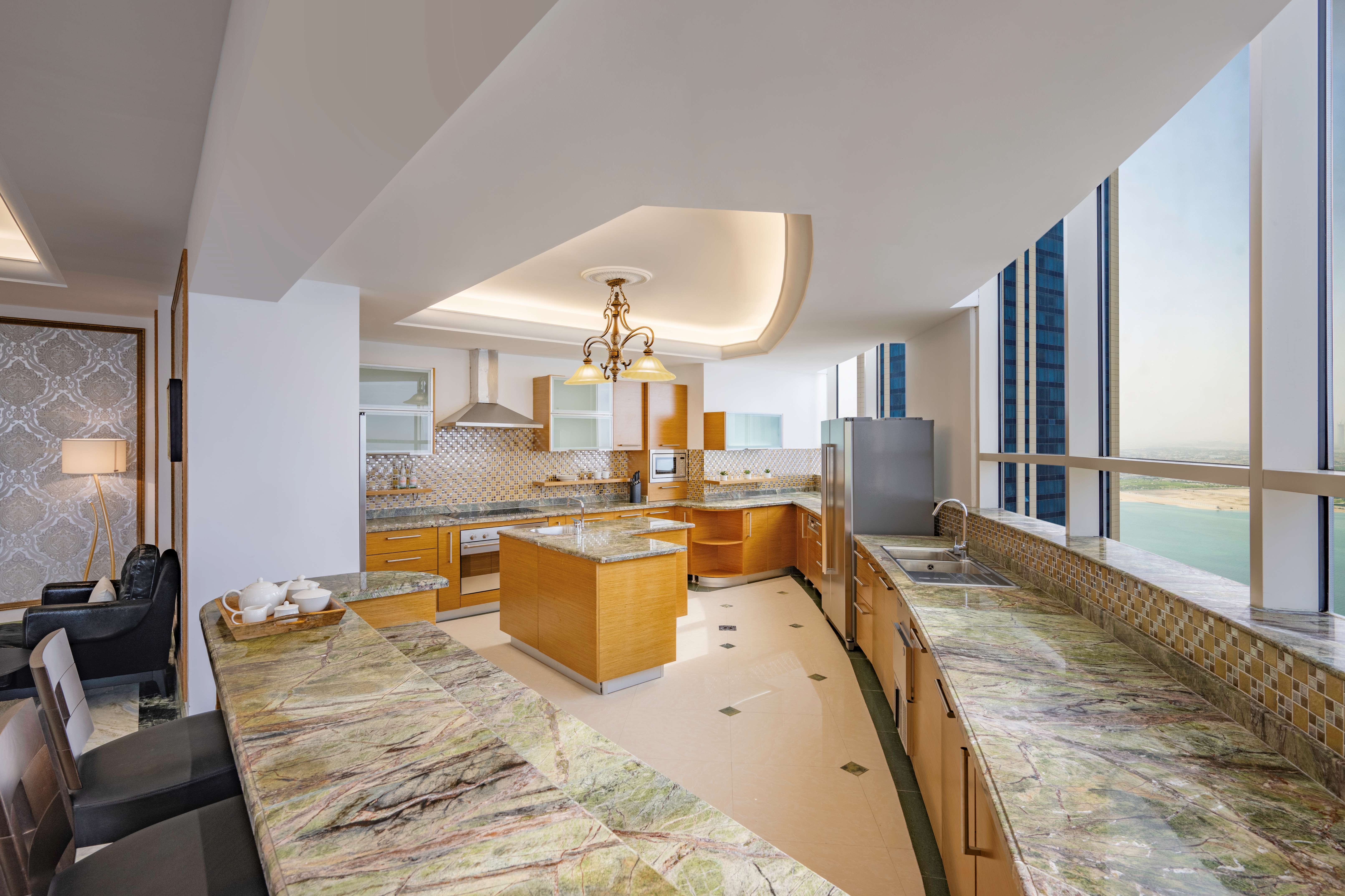 Suite Four Bedrooms with Private Pool