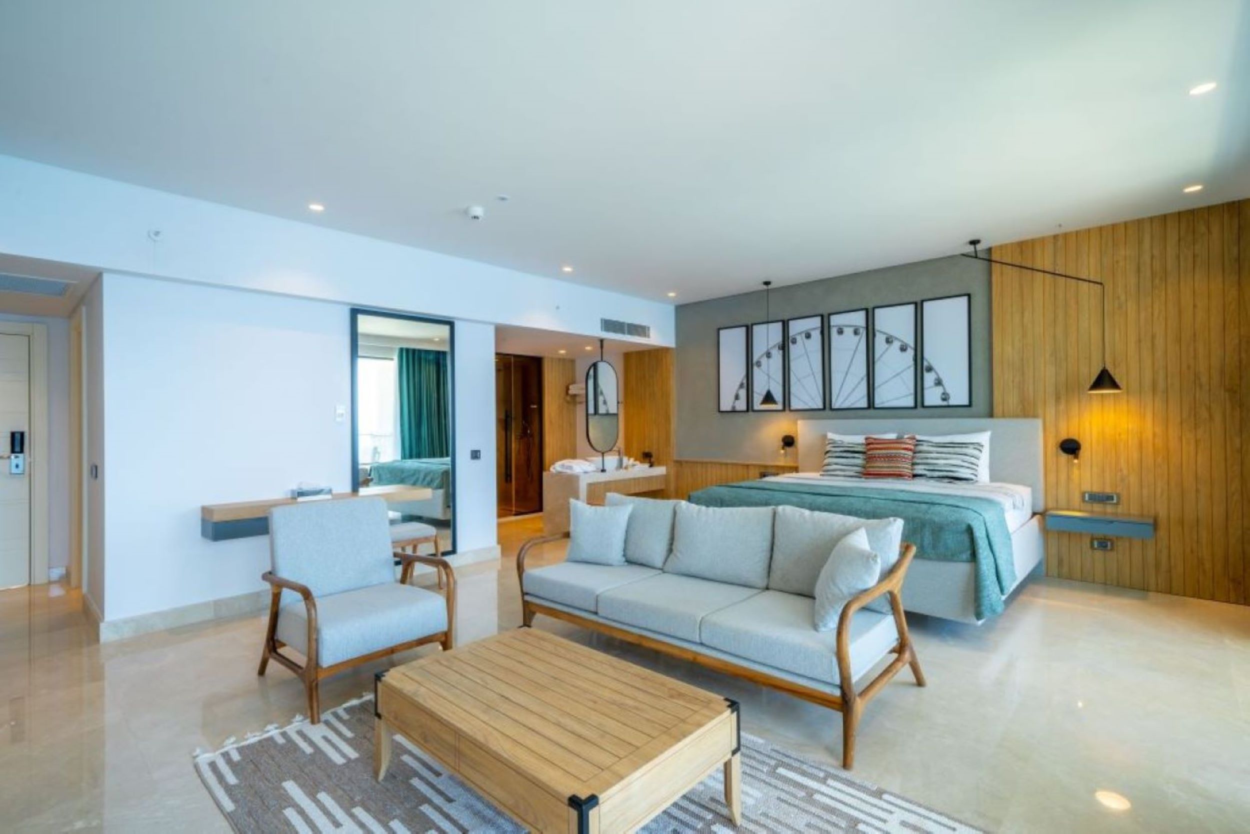 Double Superior King Bed