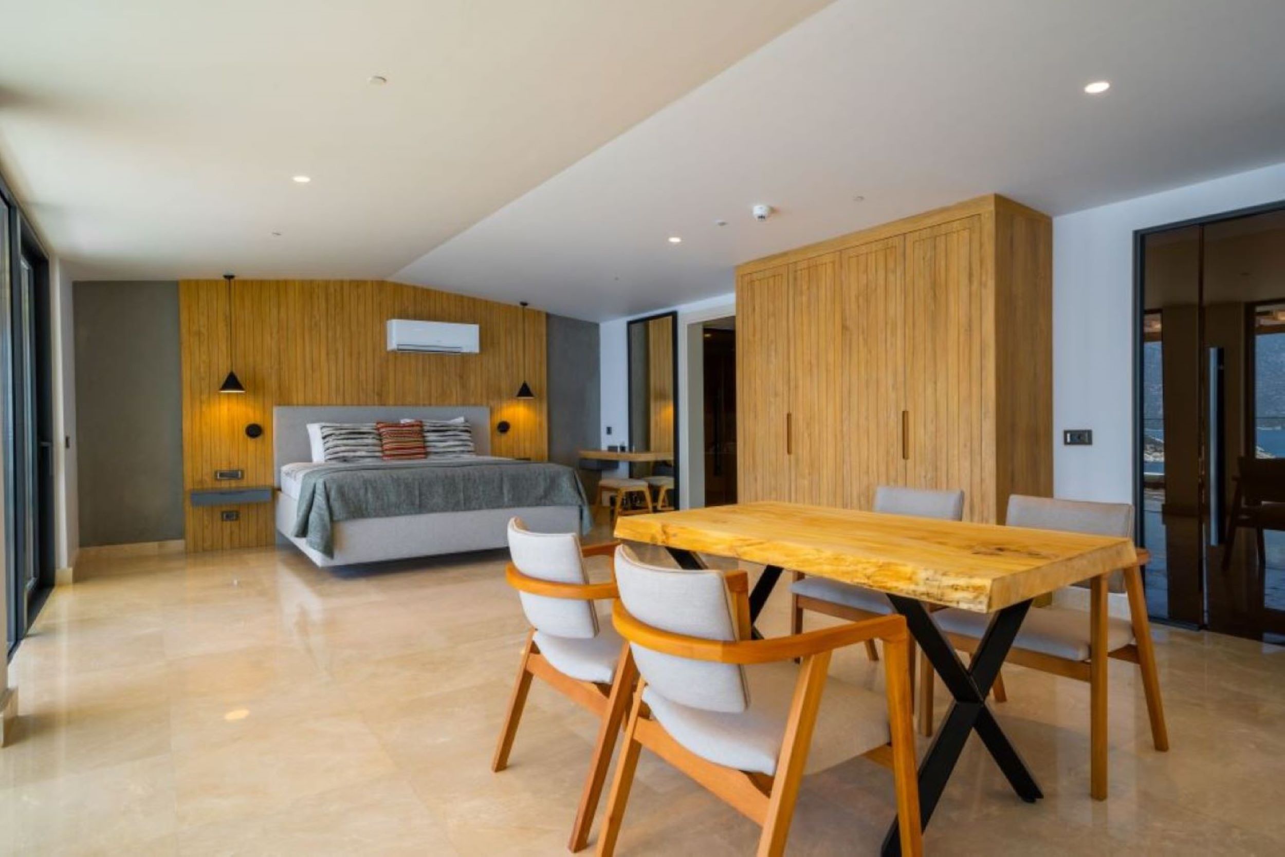 Studio Deluxe One Bed