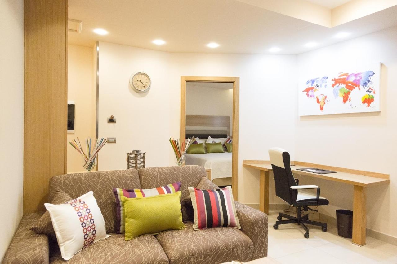 Family Room Connecting Room