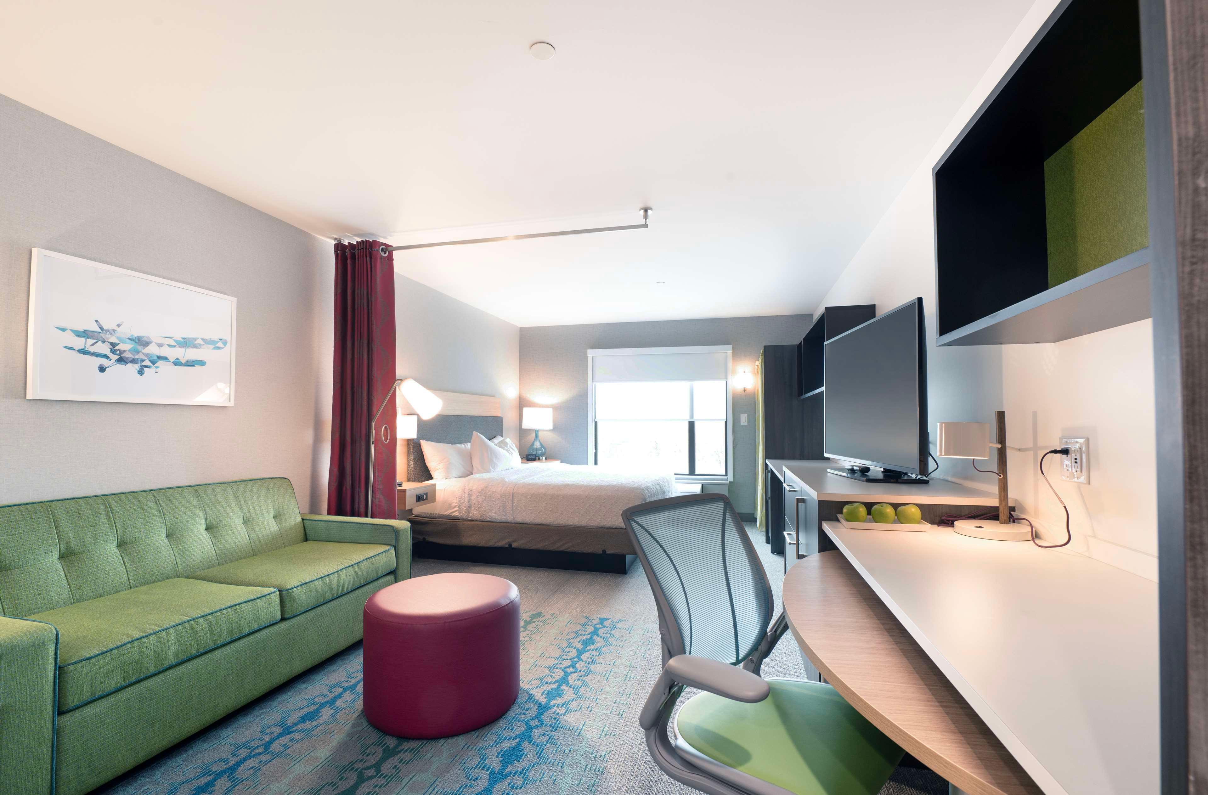 Studio King Size Bed