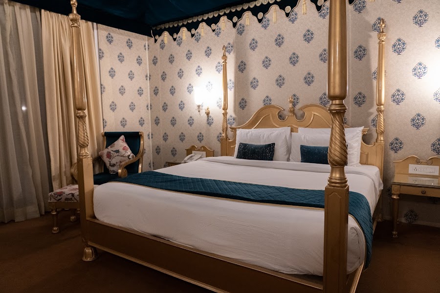 Suite Three Bedrooms One Bathroom