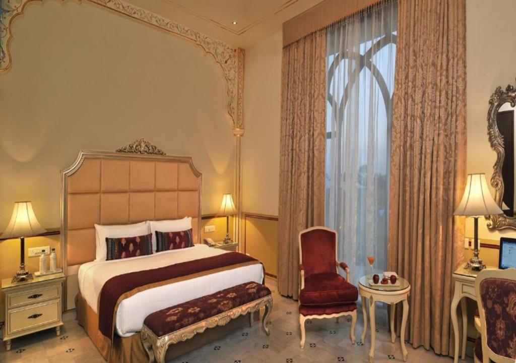 Double One Bedroom One Bathroom