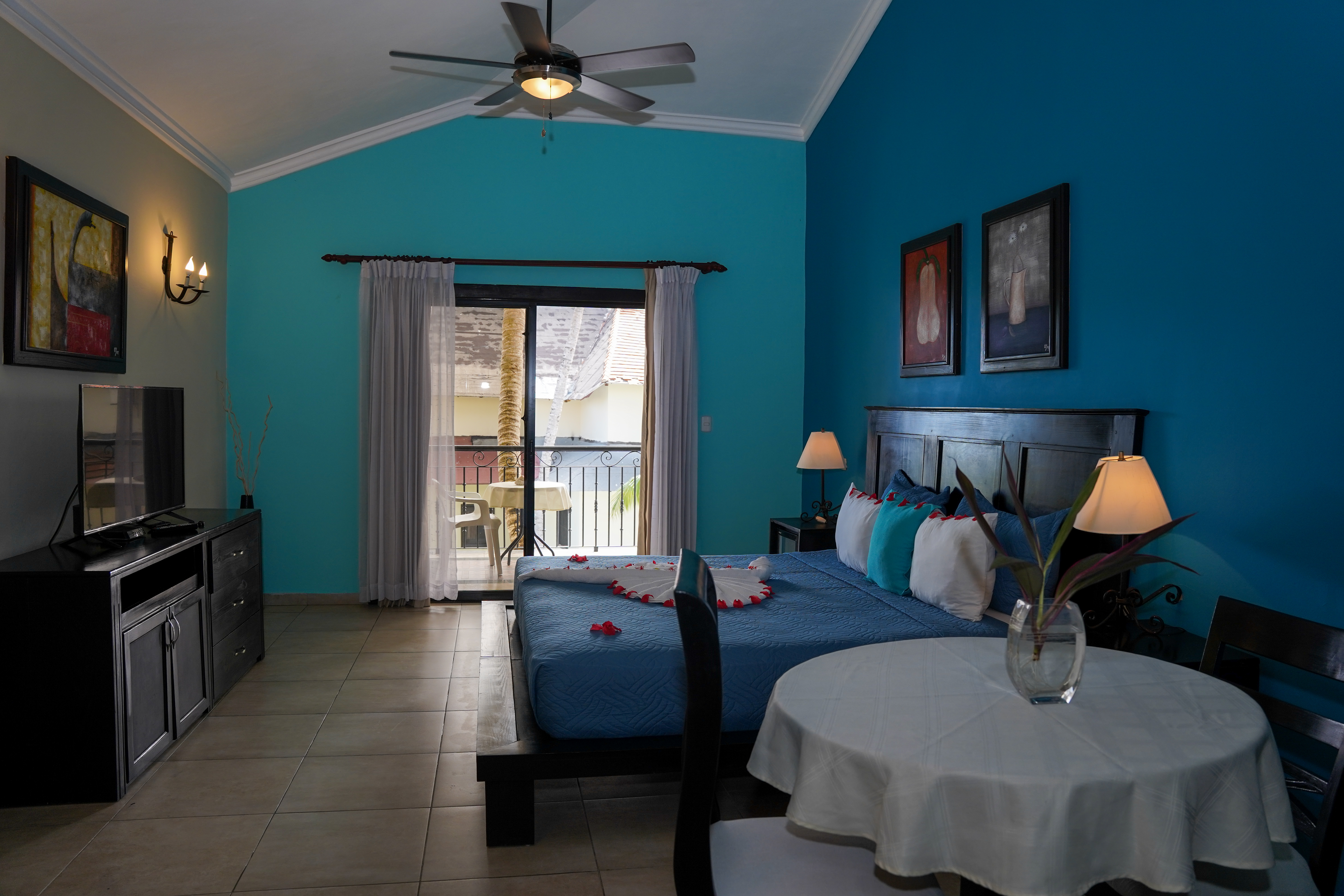 Family Room Deluxe Ocean View One Bedroom