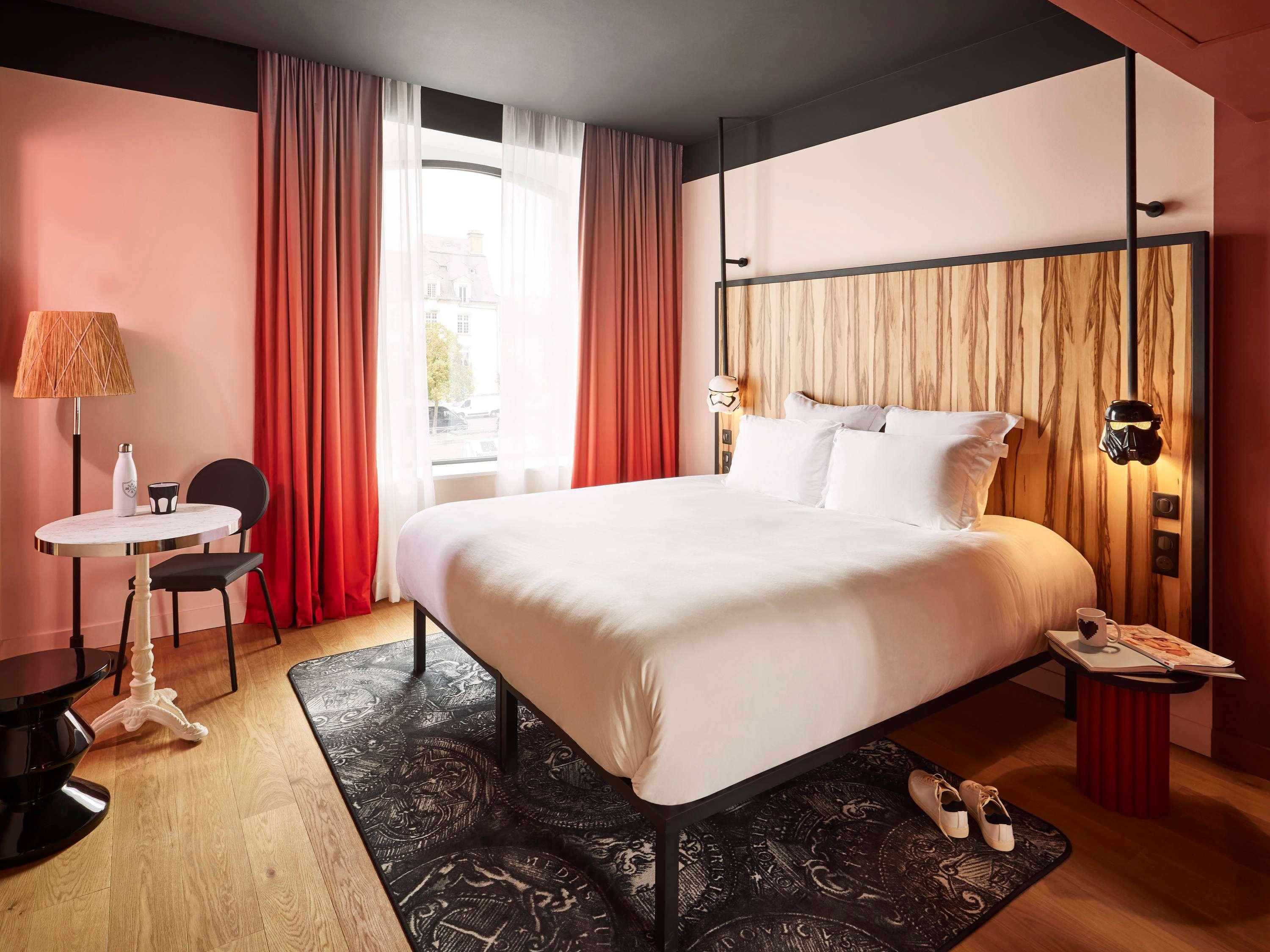 Double King Size Bed