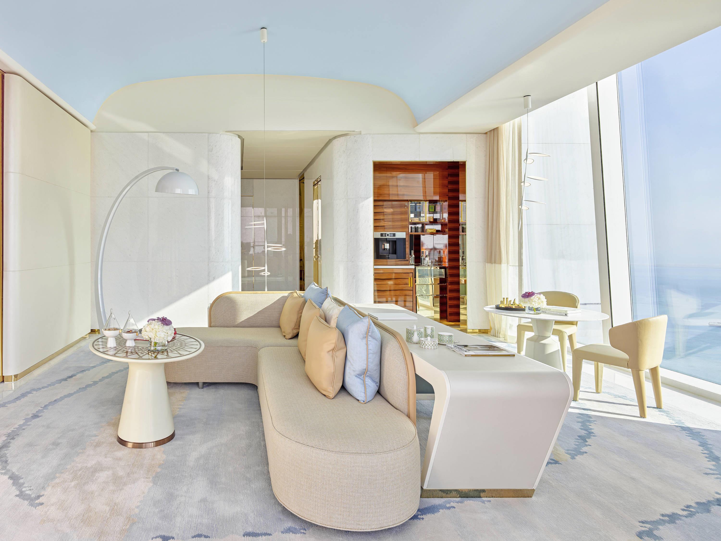 Suite Grand with Views