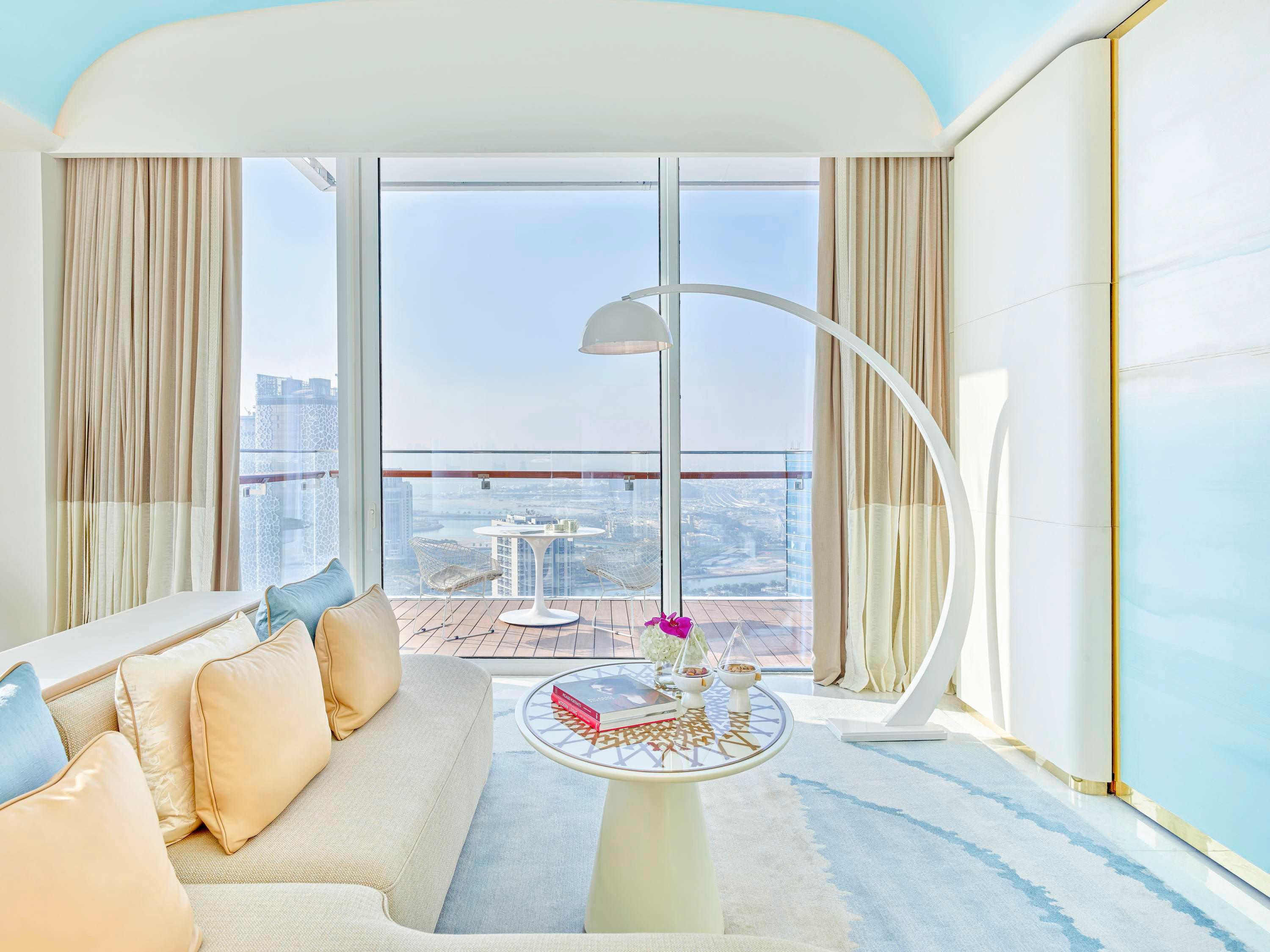 Suite Grand with Views