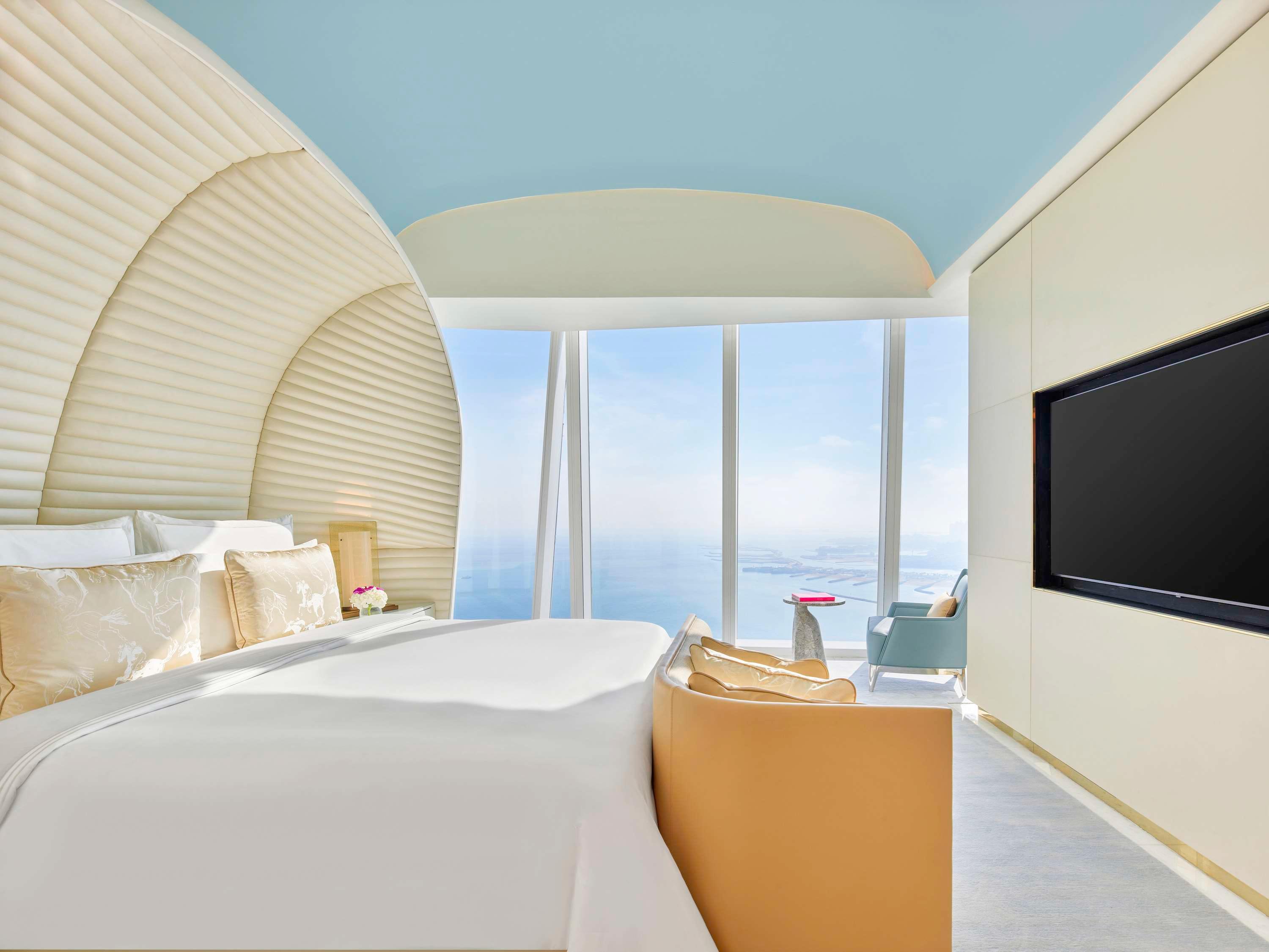 Suite Grand with Views