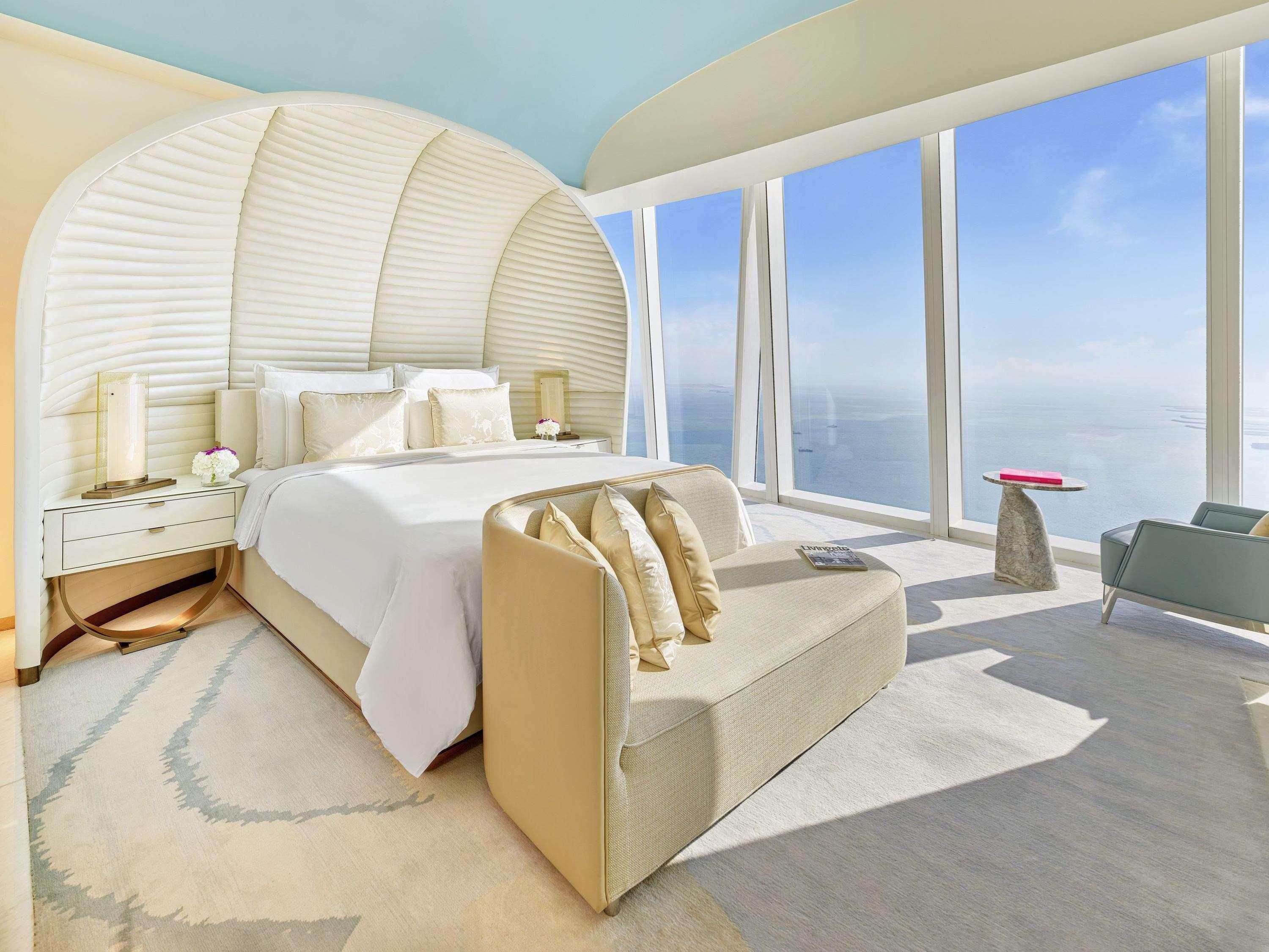 Suite Grand with Views