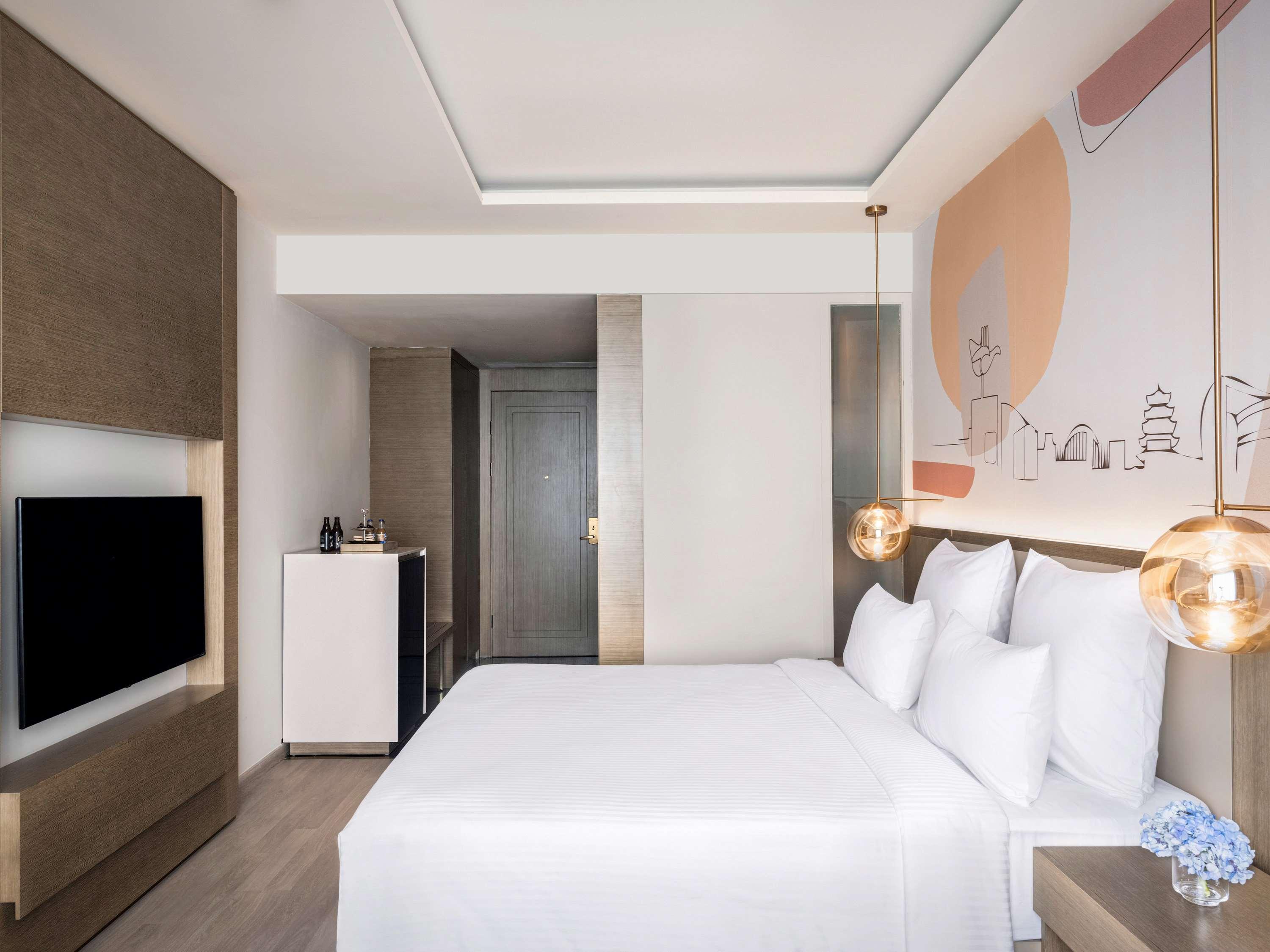 Double Executive King Bed