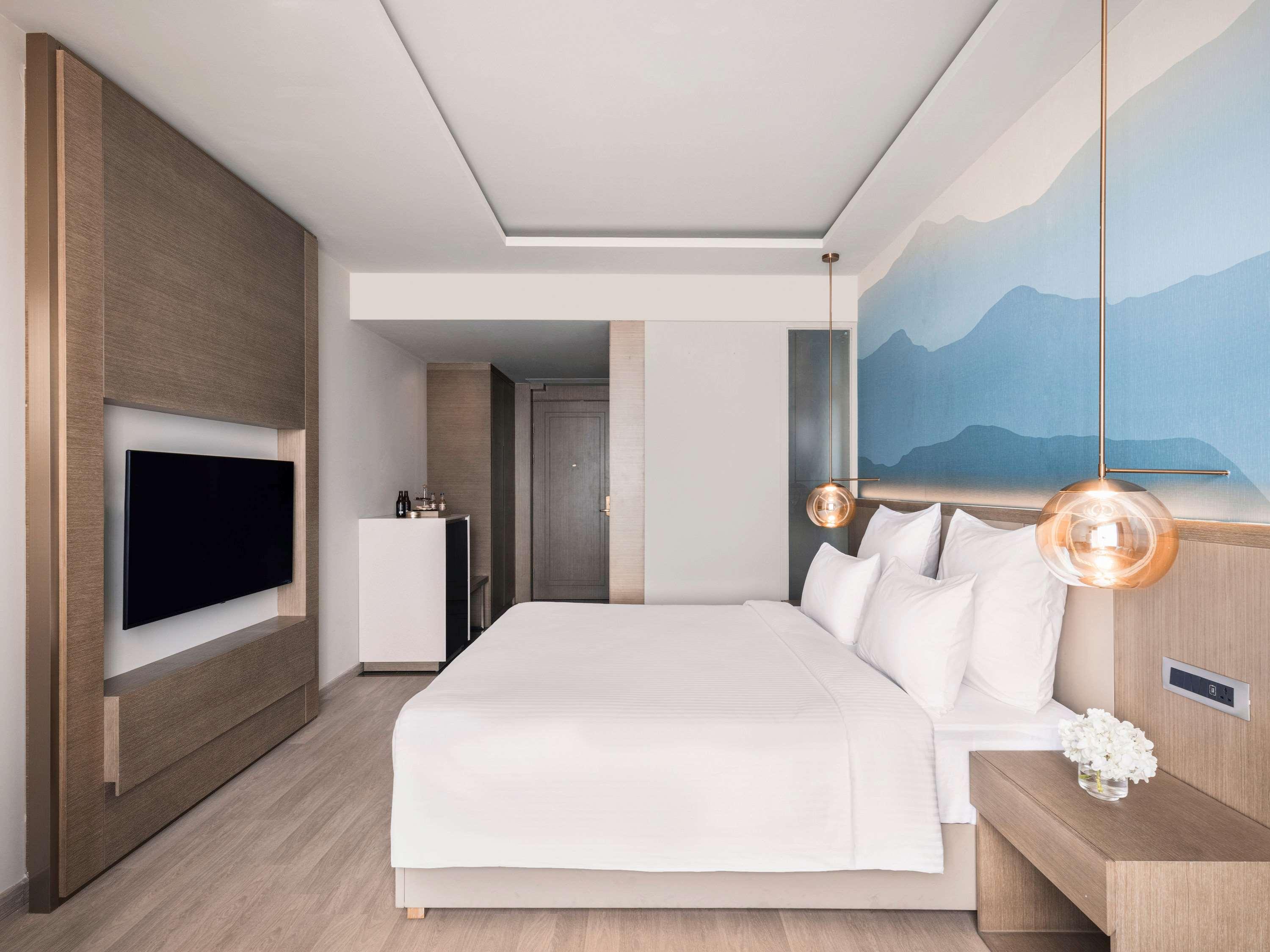 Double Superior King Bed