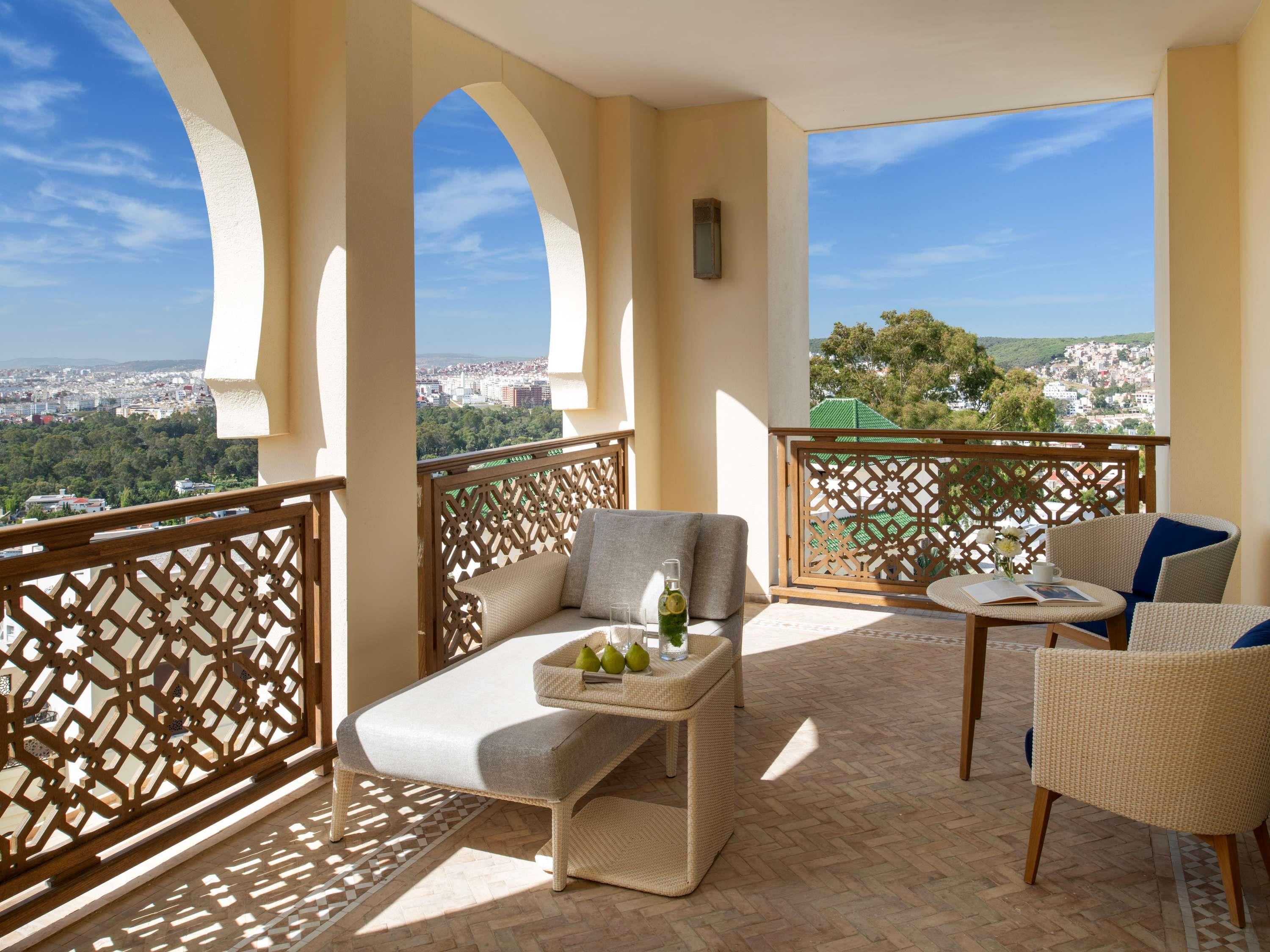 Junior Suite King Size Bed