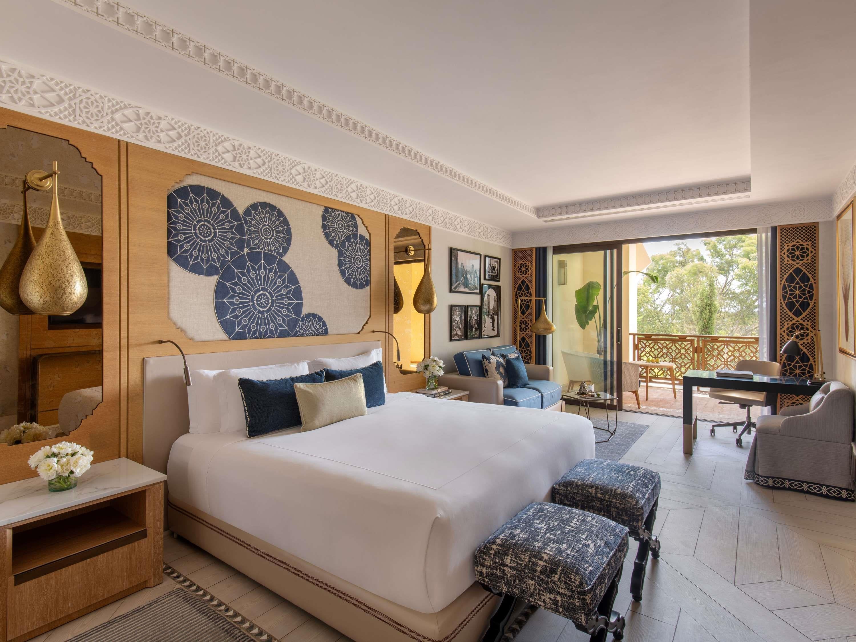 Double Deluxe King Bed