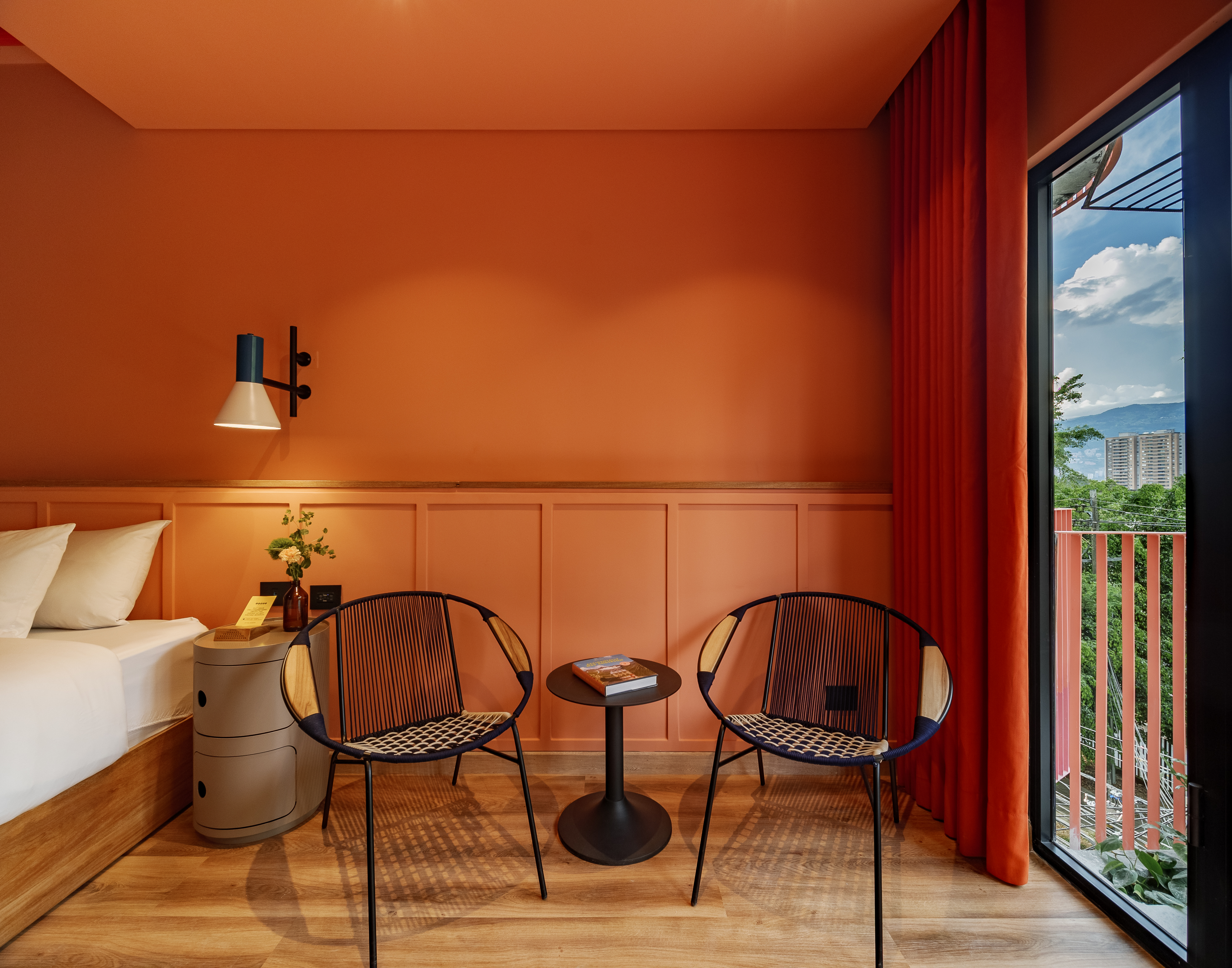 Double Deluxe King Bed