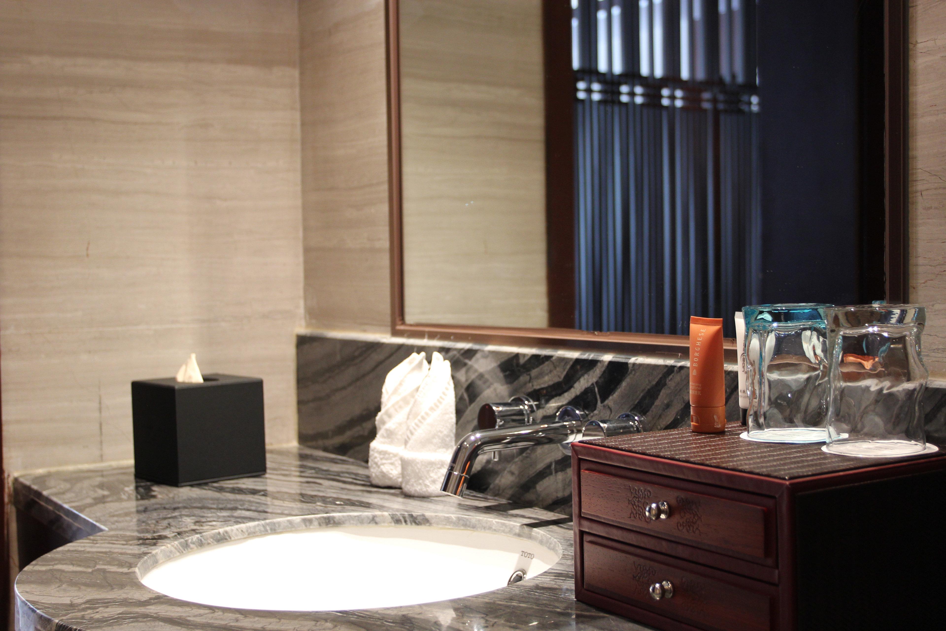 Double King Bed Non Smoking