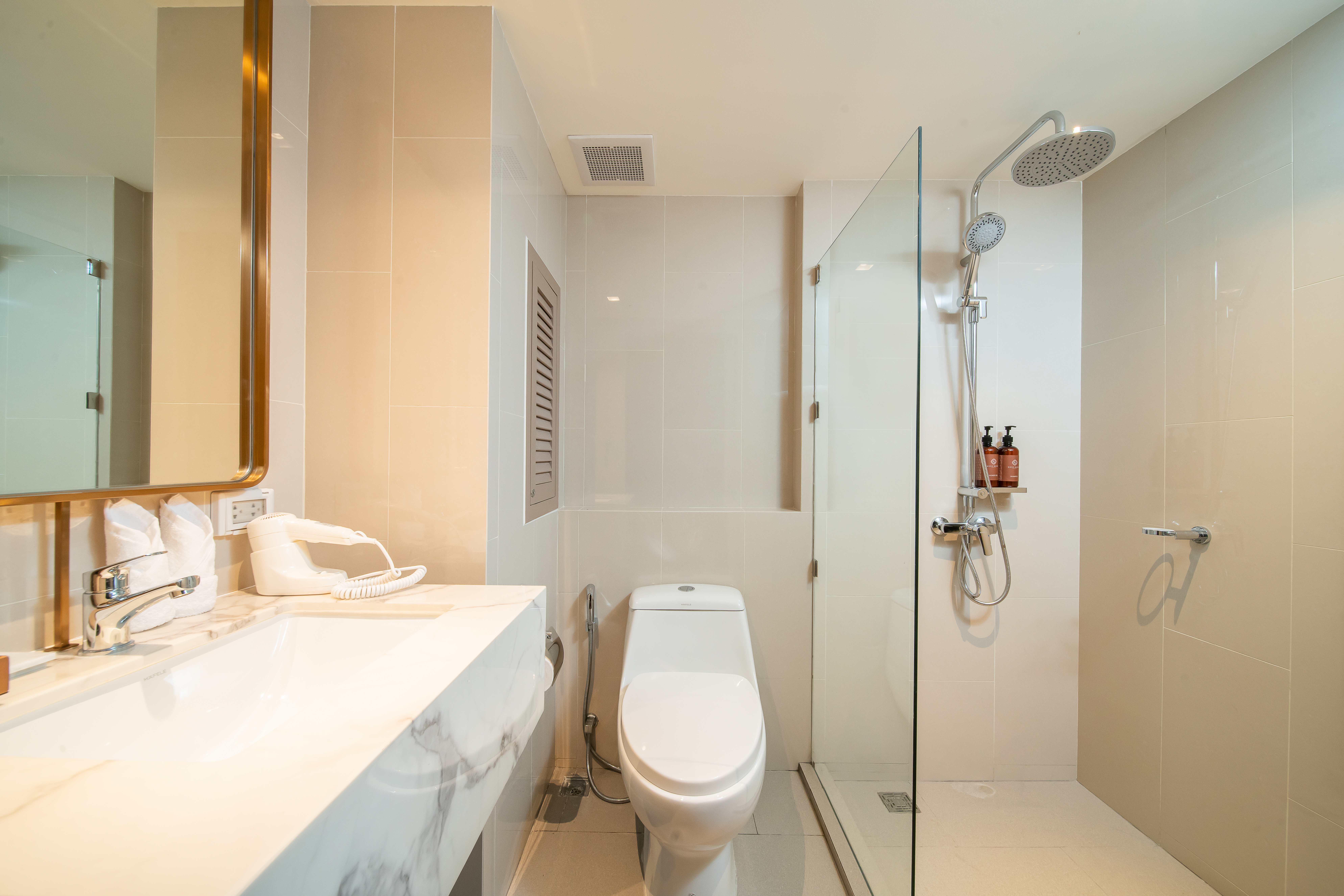 Double or Twin Deluxe Pool View