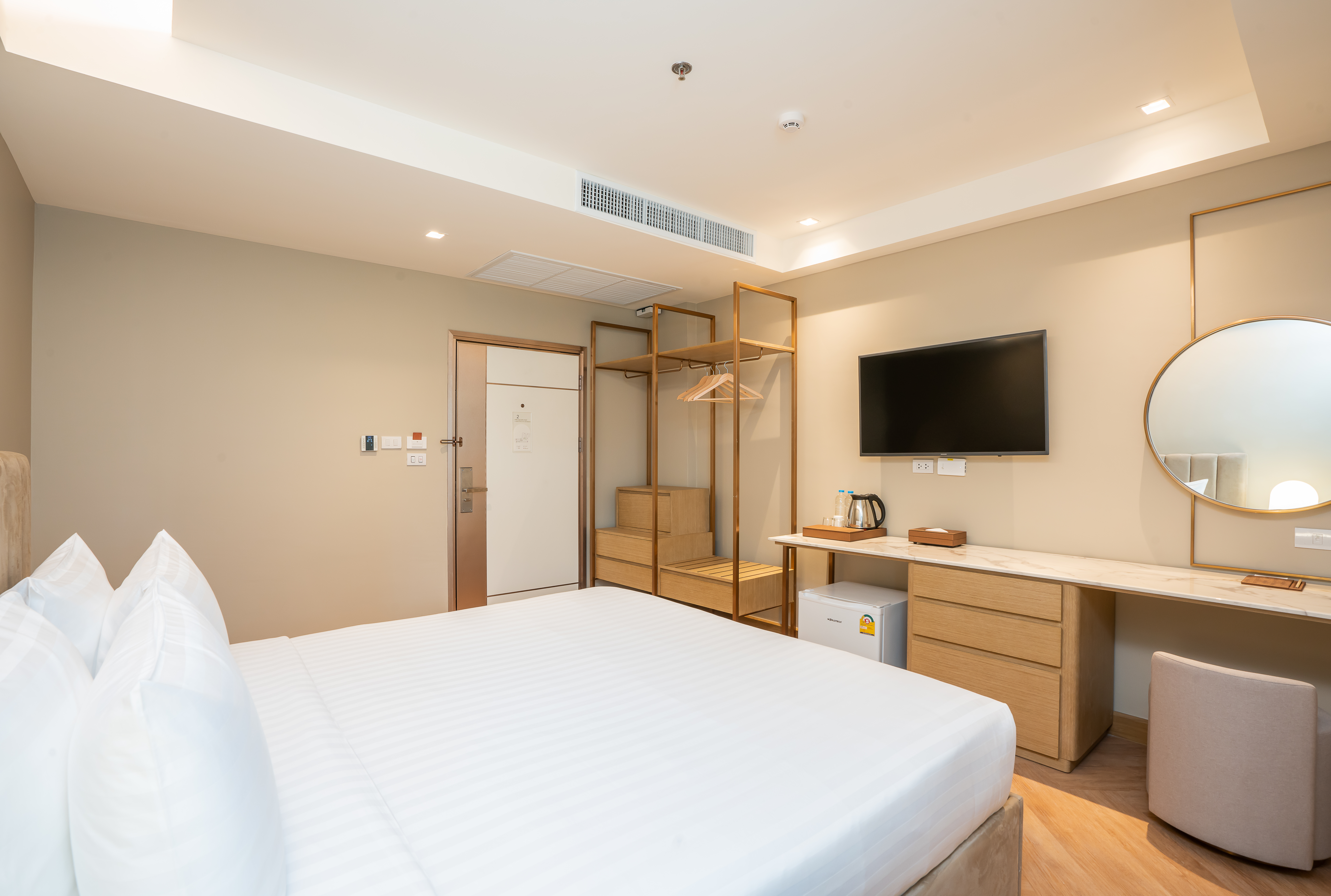 Double or Twin Deluxe Pool View