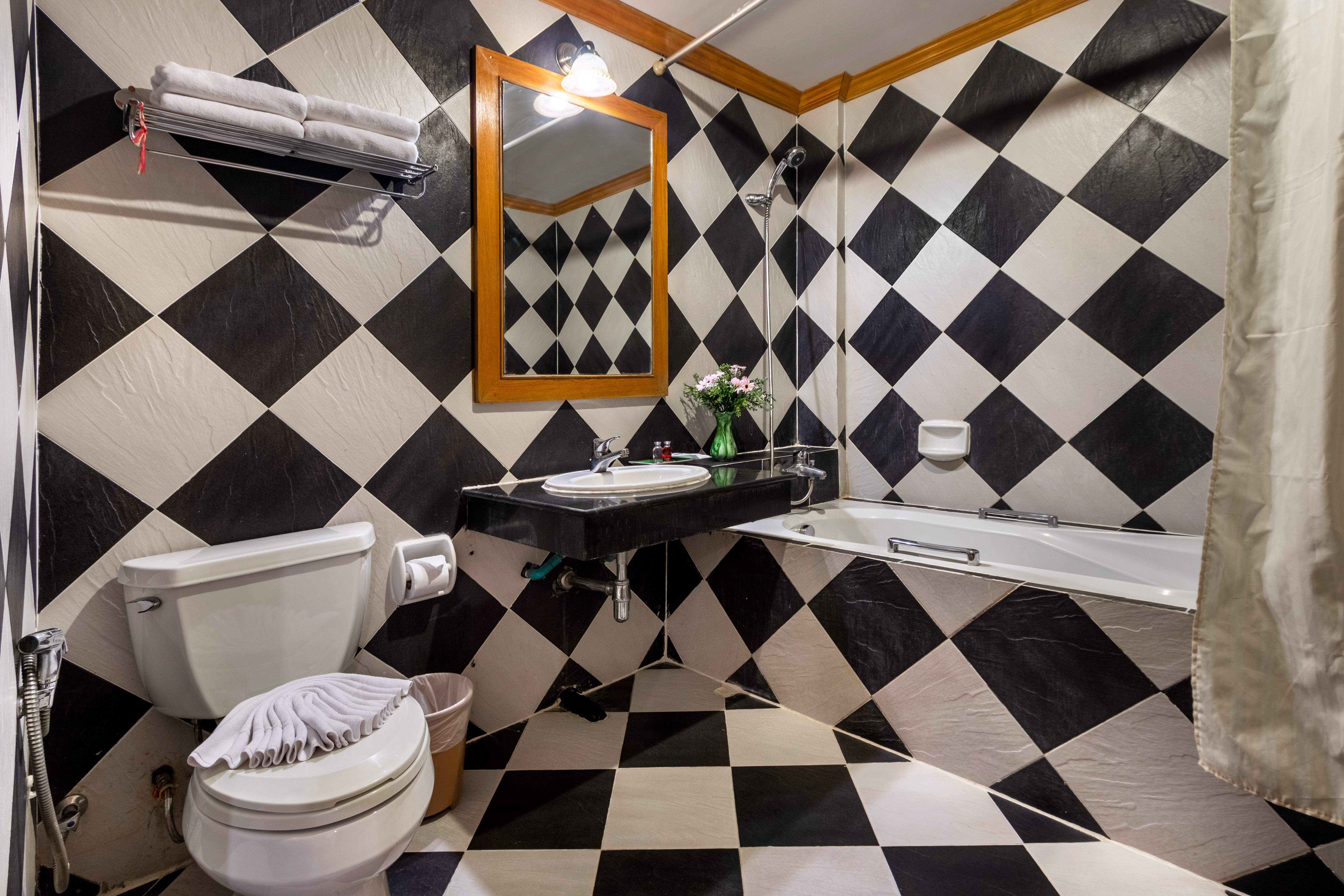 Double Deluxe Two Beds