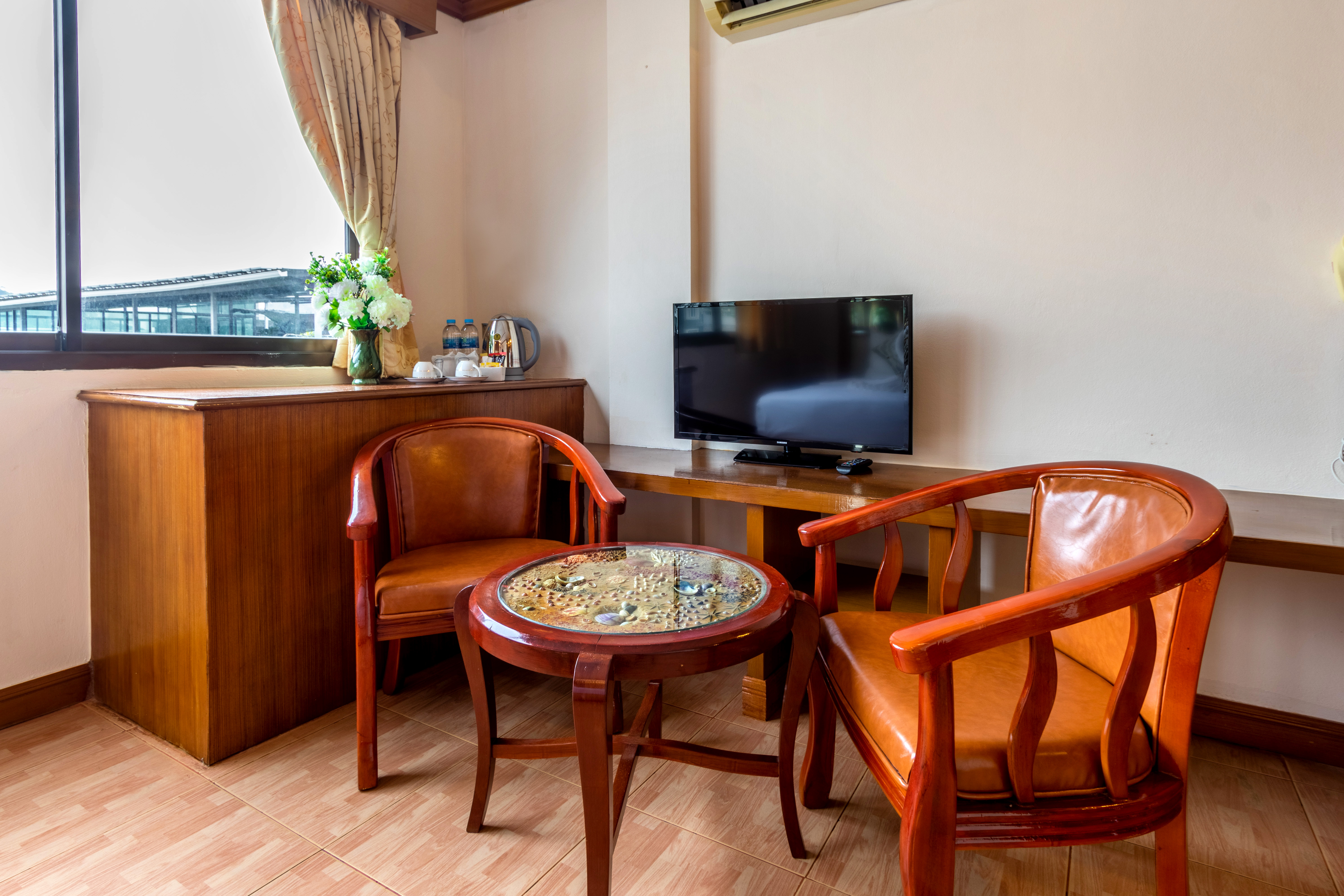 Double Deluxe One Bed