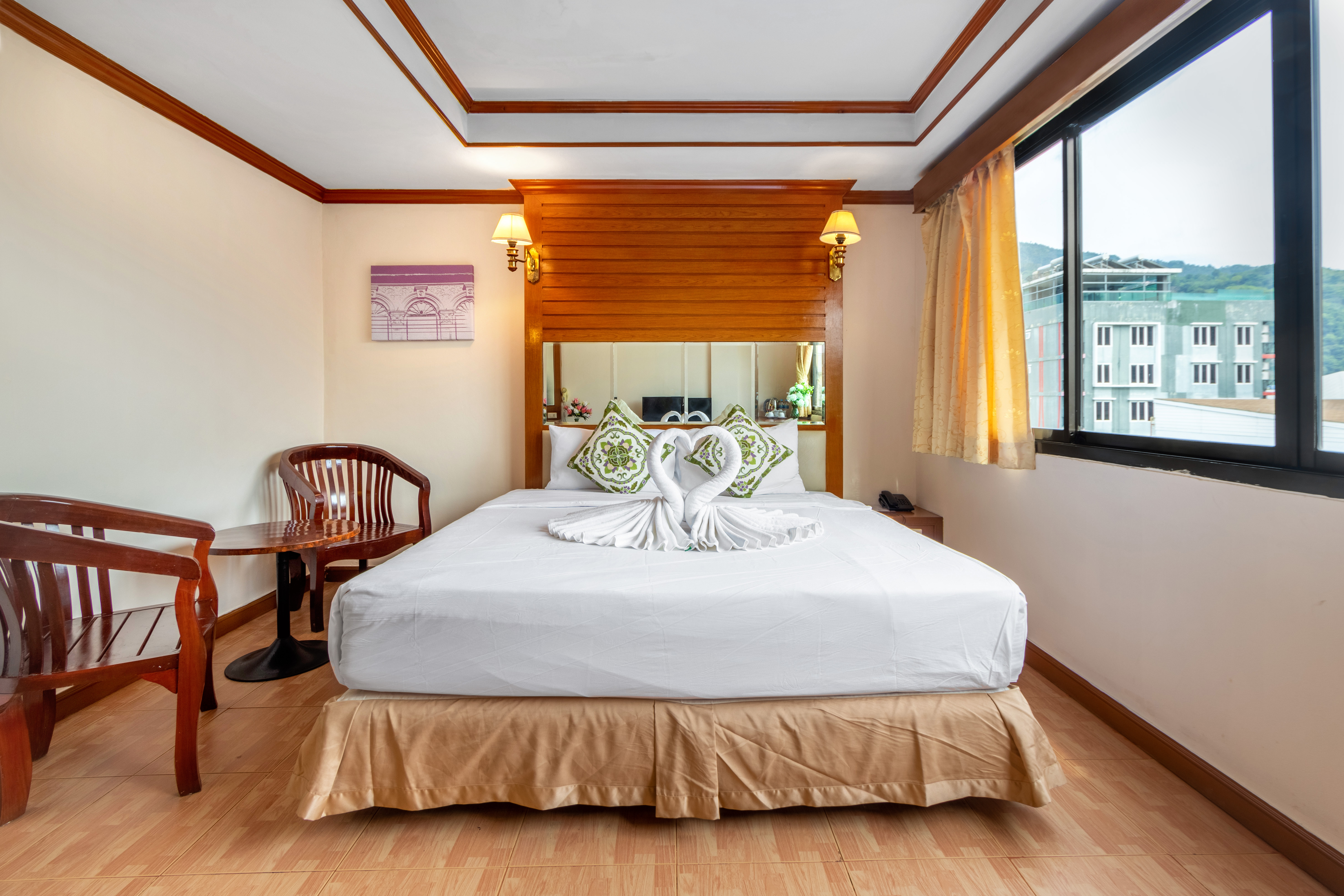 Double Deluxe One Bed