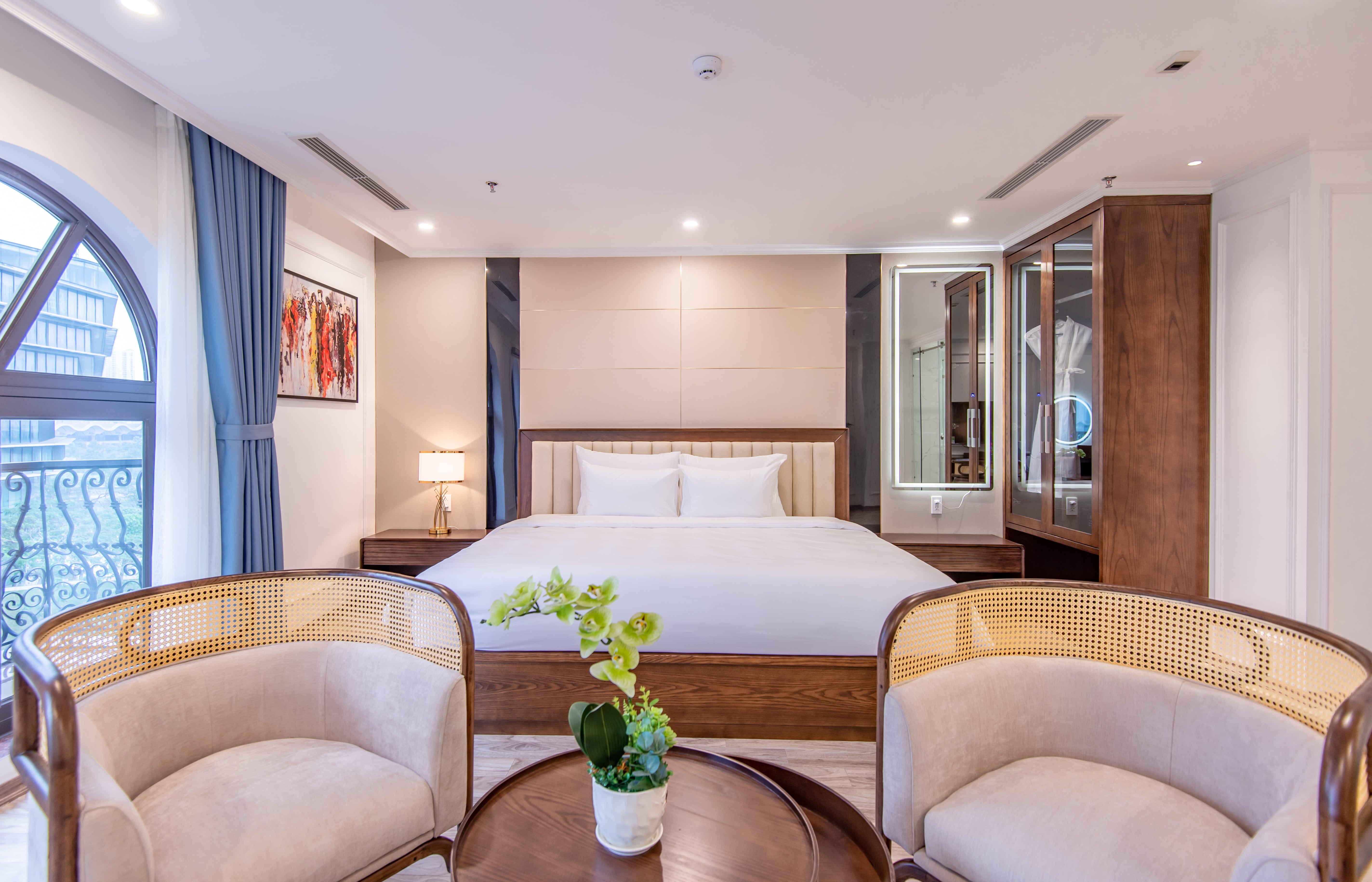 Double One Bedroom One Bathroom