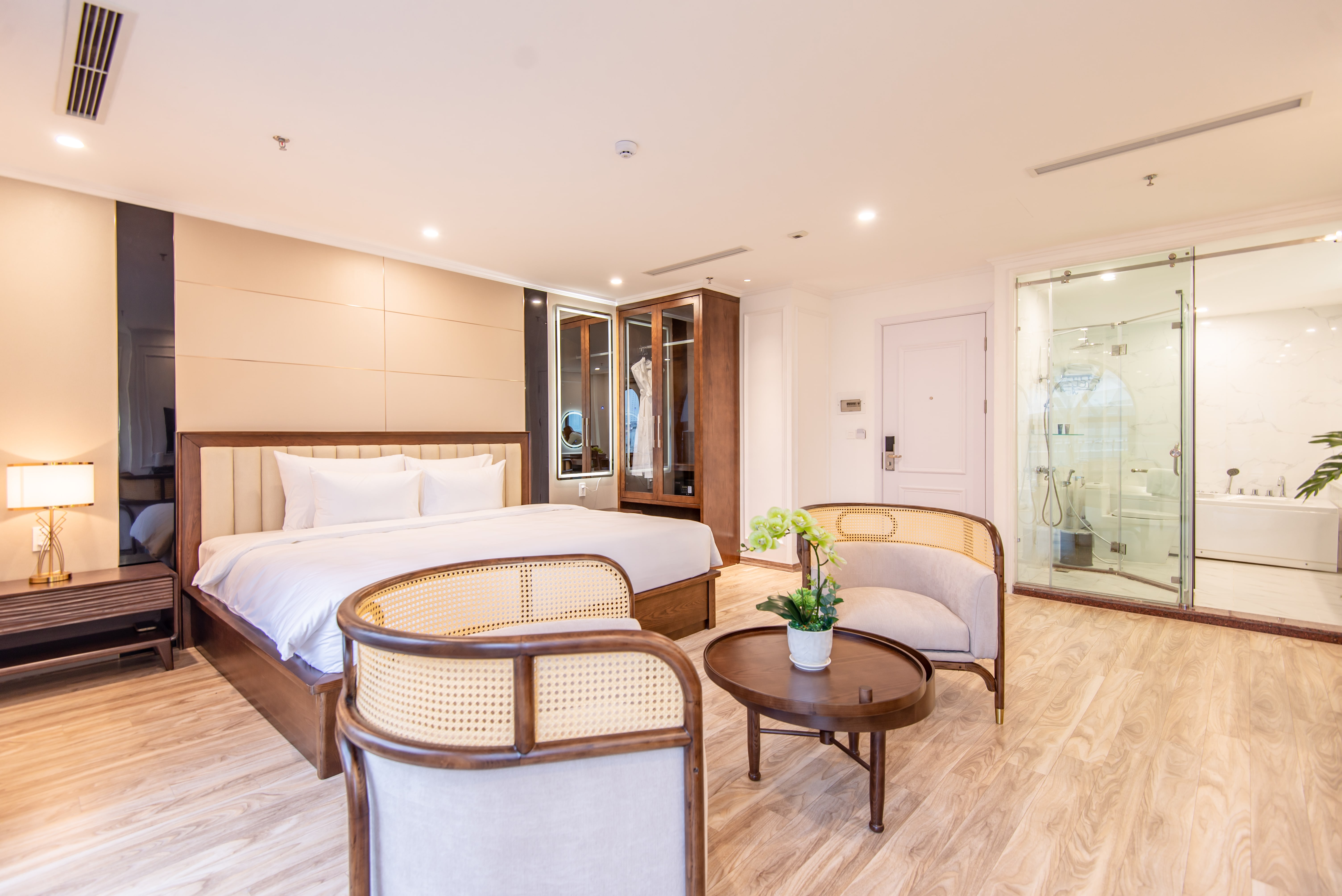 Double One Bedroom One Bathroom