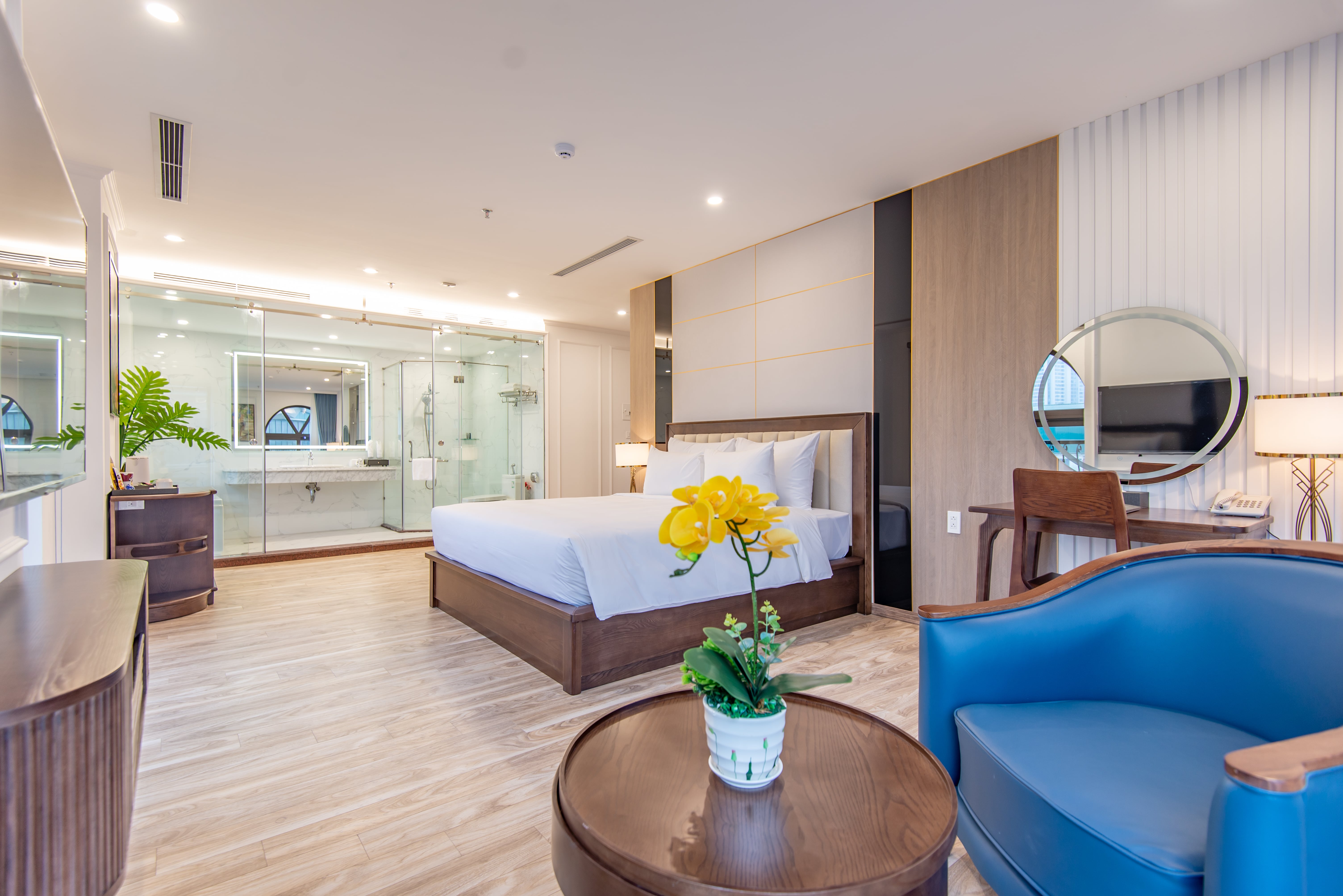 Double One Bedroom One Bathroom