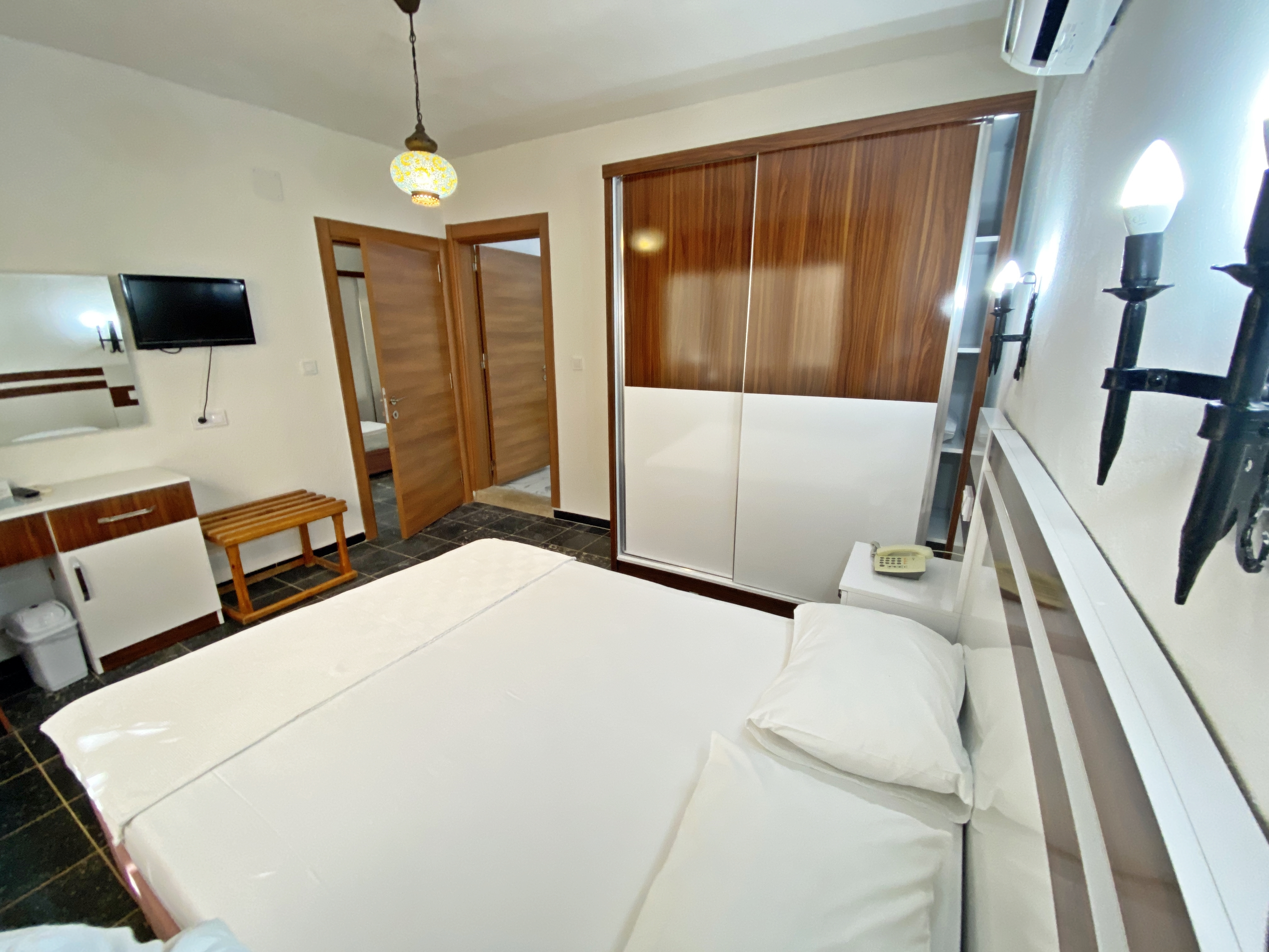 Suite Four Bedrooms