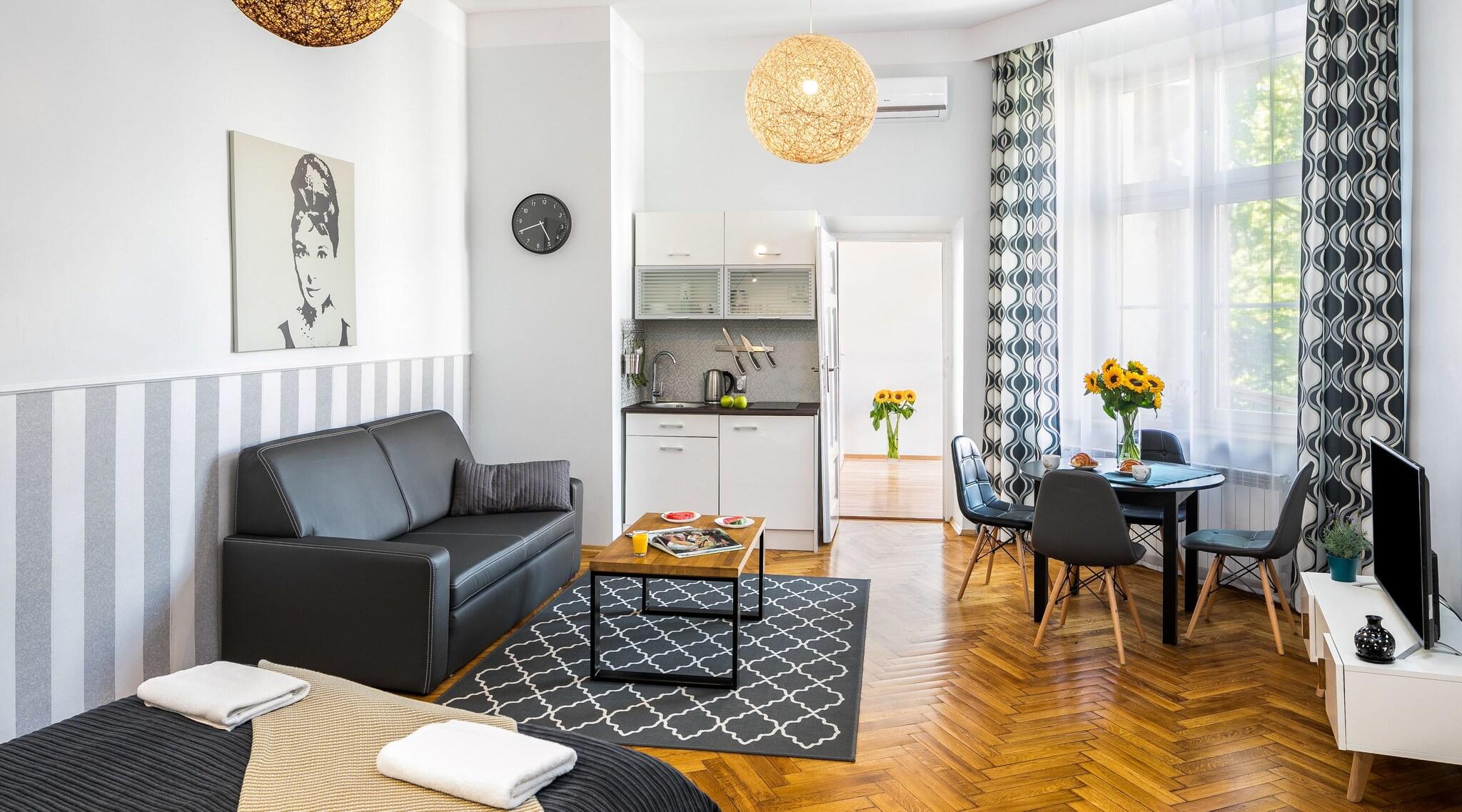 Studio Deluxe with Views