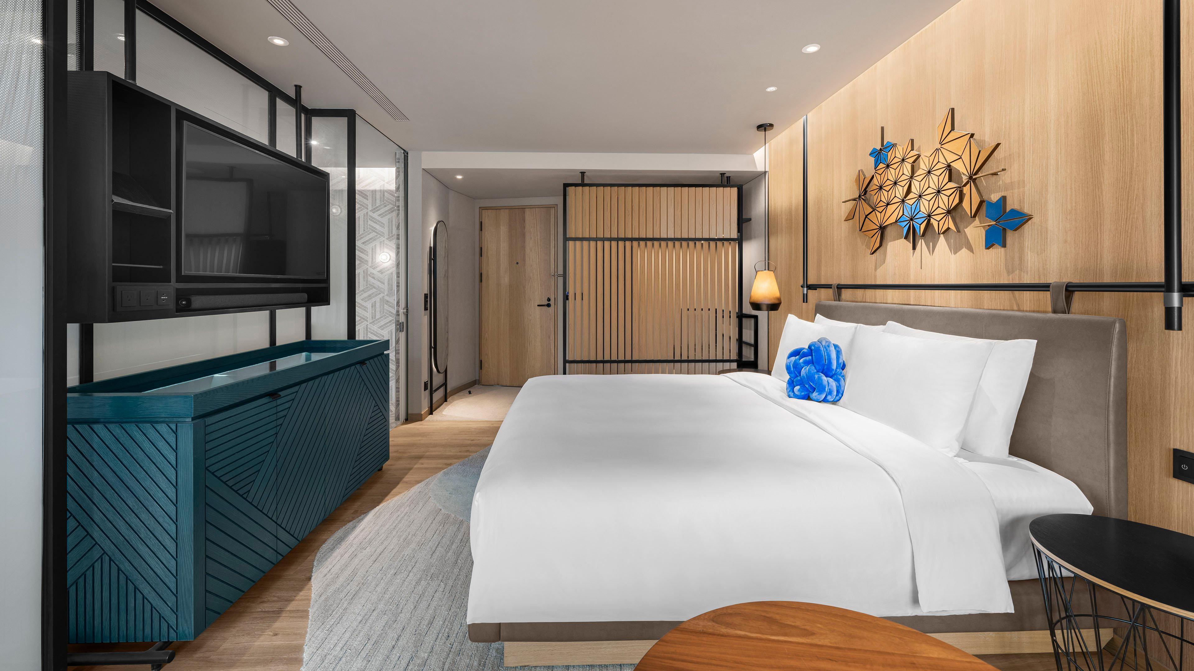 Double King Size Bed