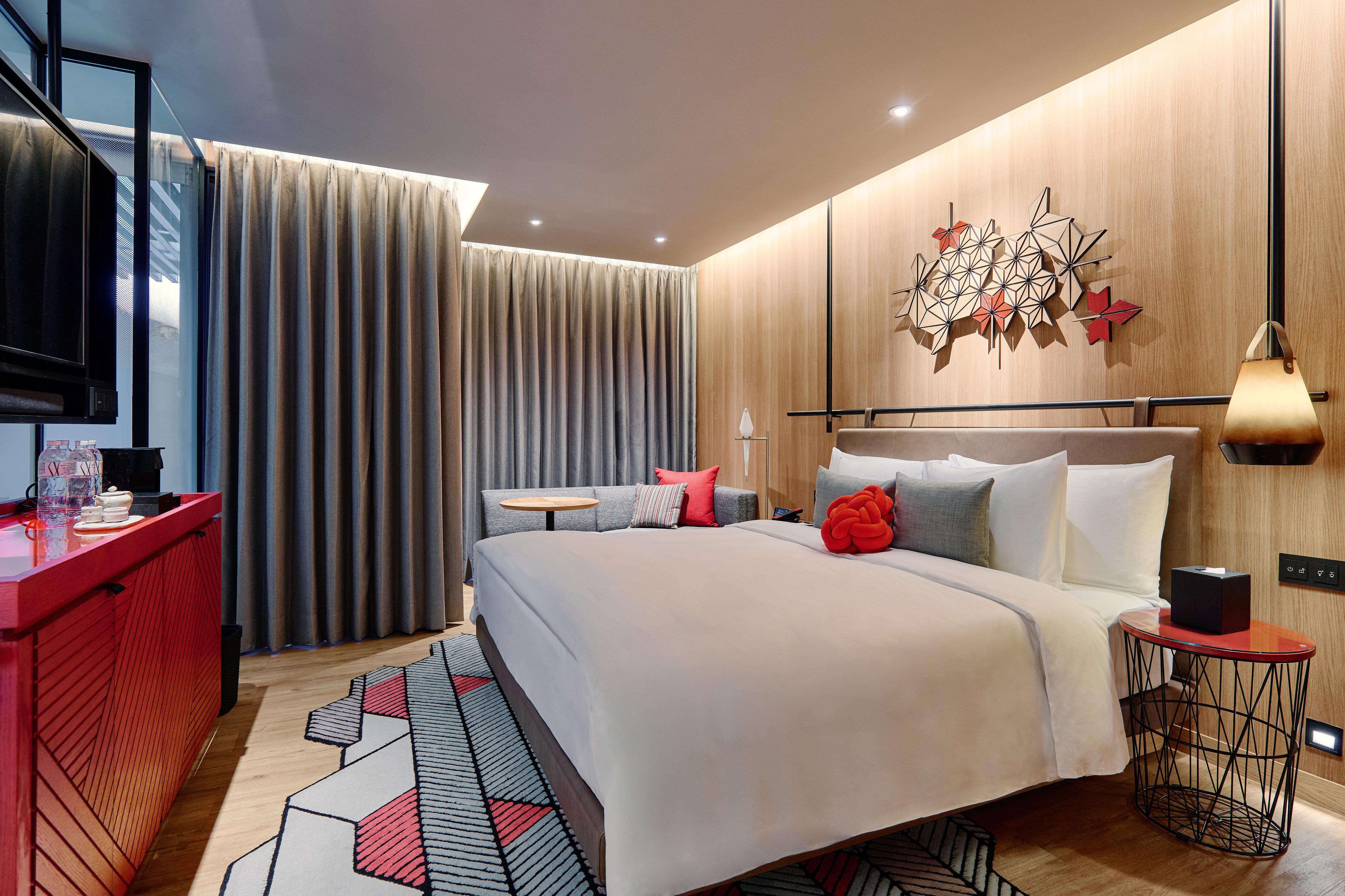 Double King Size Bed