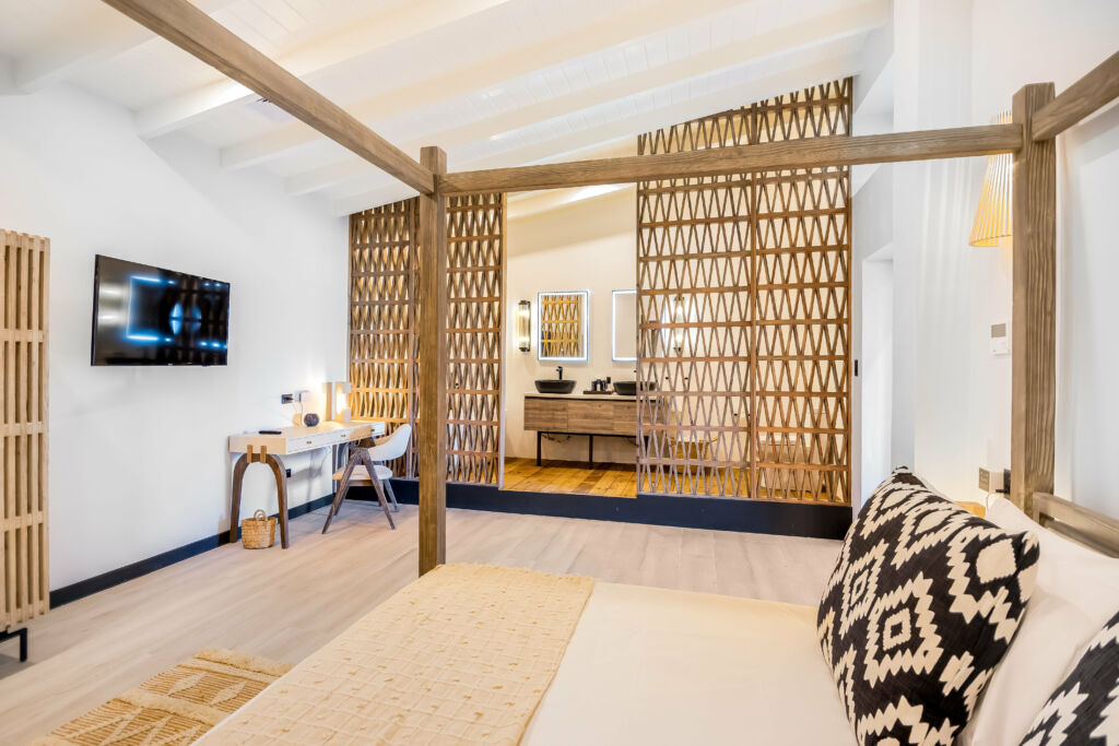 Double or Twin Standard