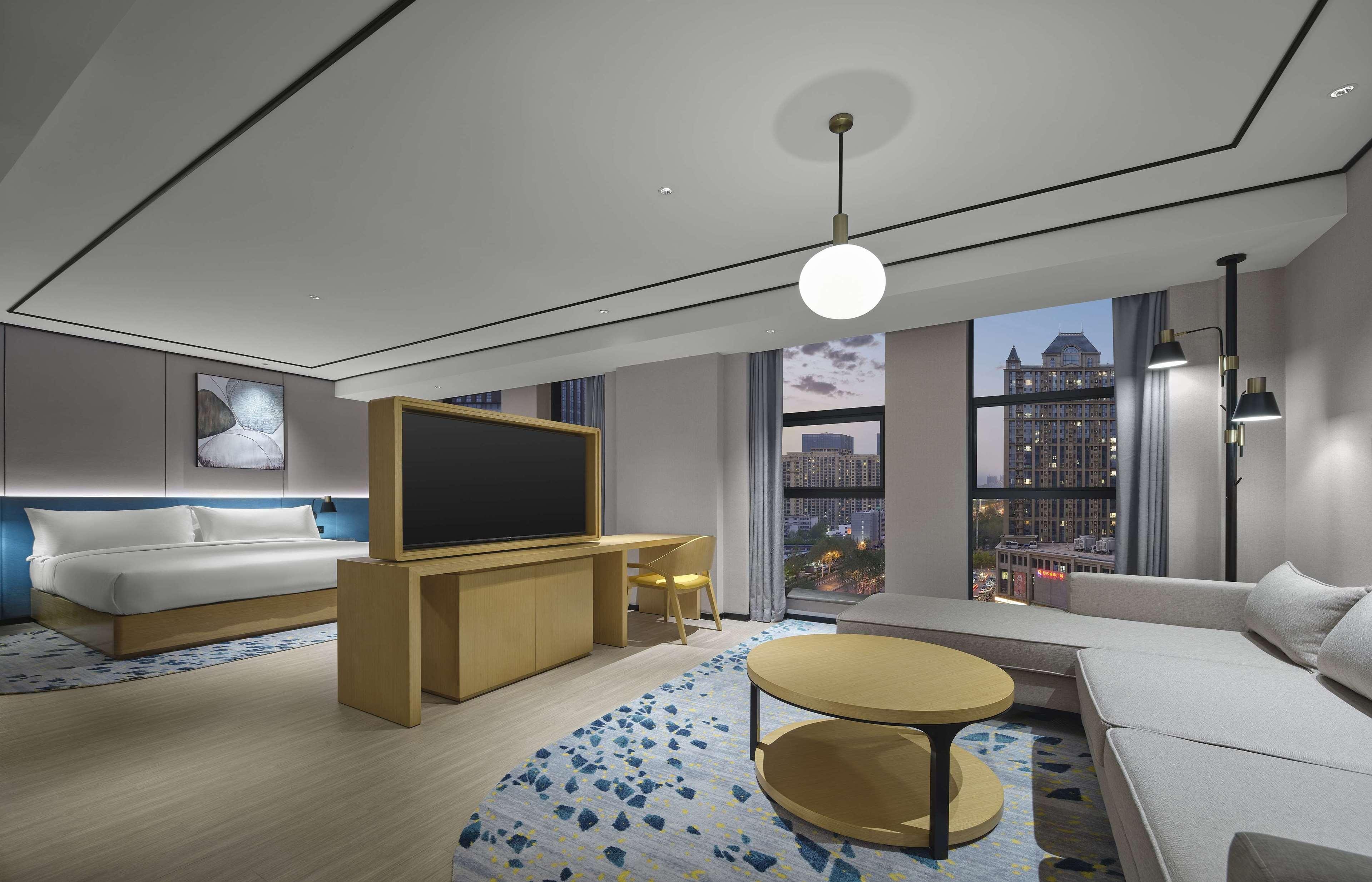 Family Room Guest Room