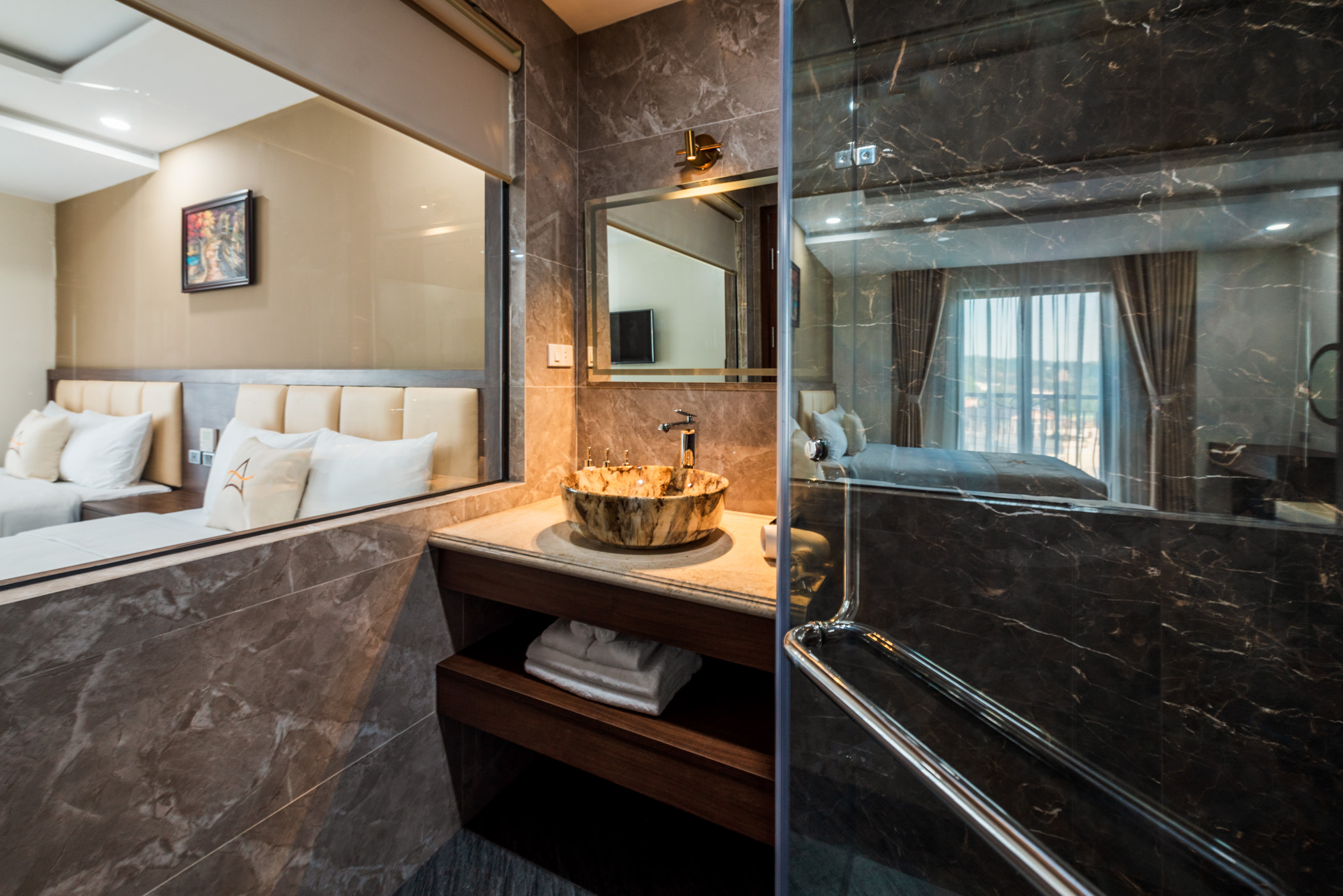 Family Room Two Queen Beds