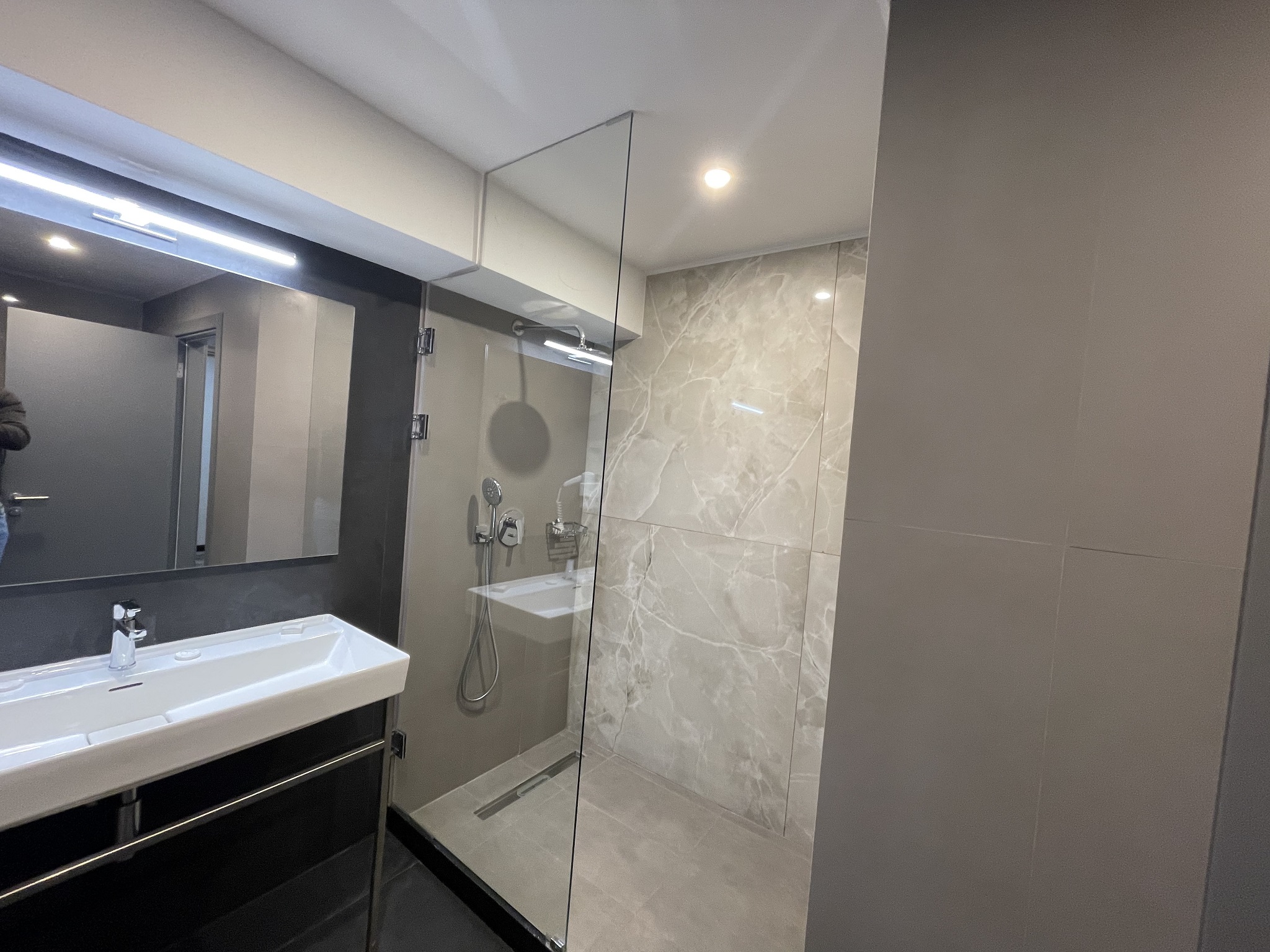 Double or Twin Standard