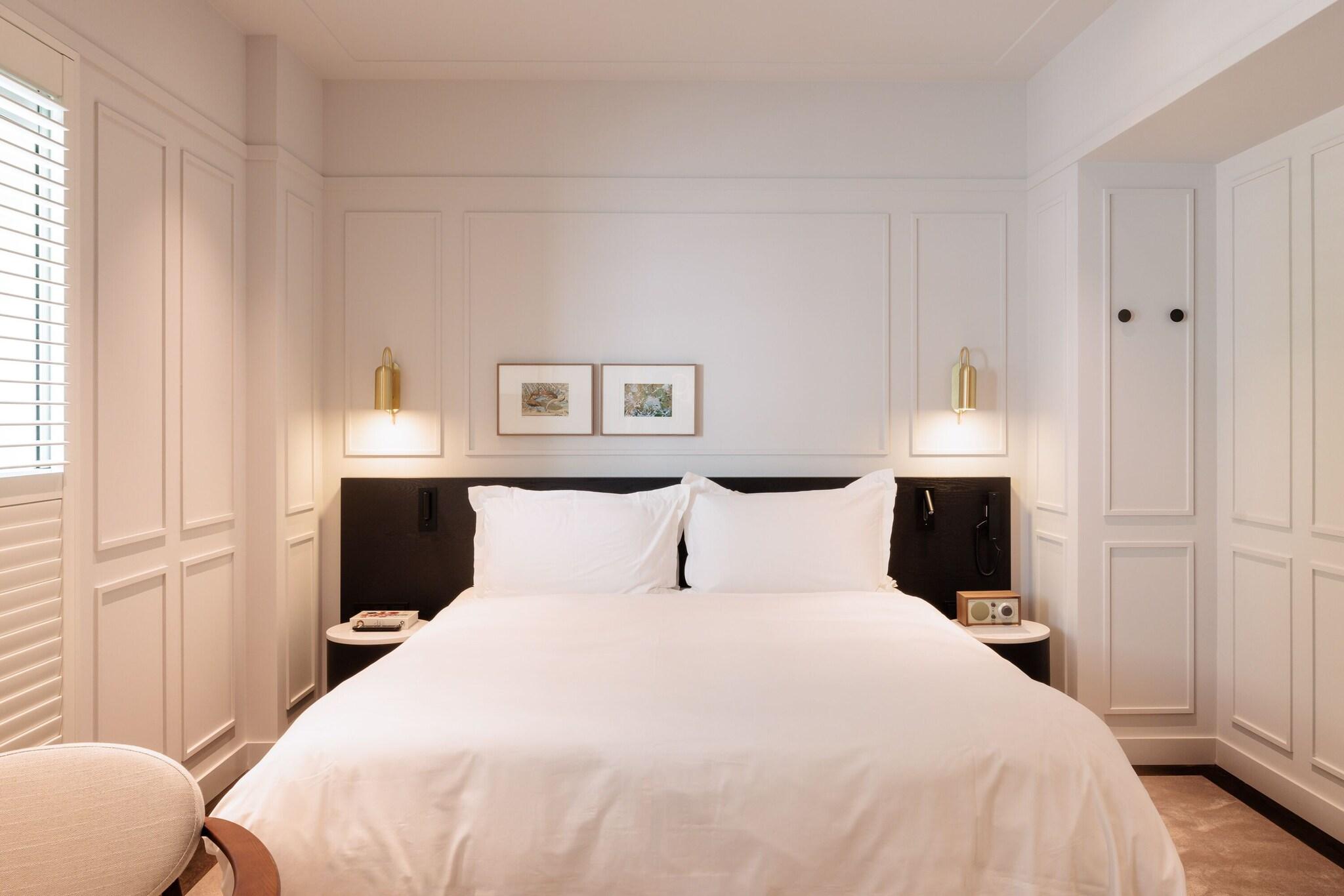 Double King Size Bed