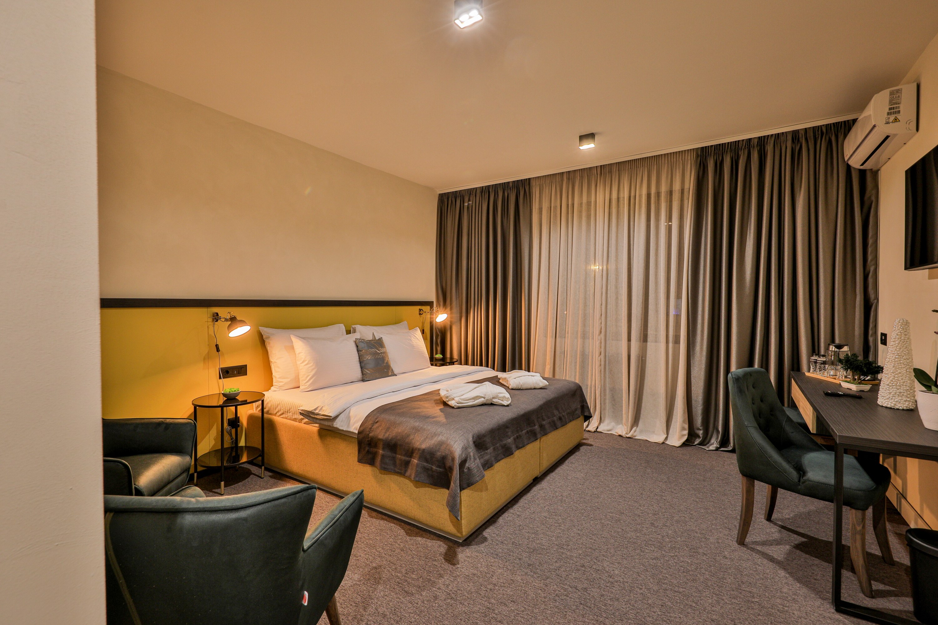 Double or Twin Superior