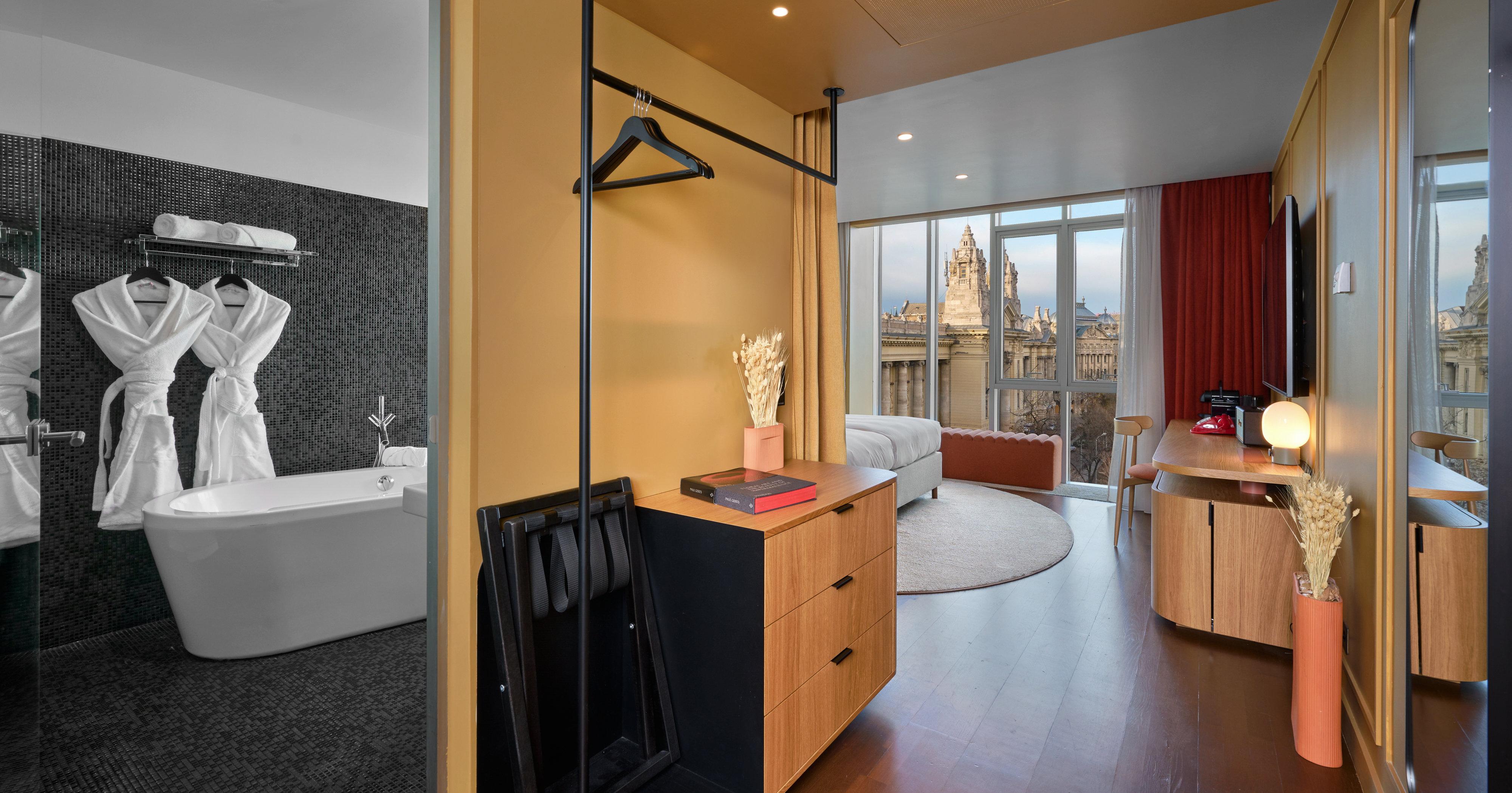 Double Deluxe City View