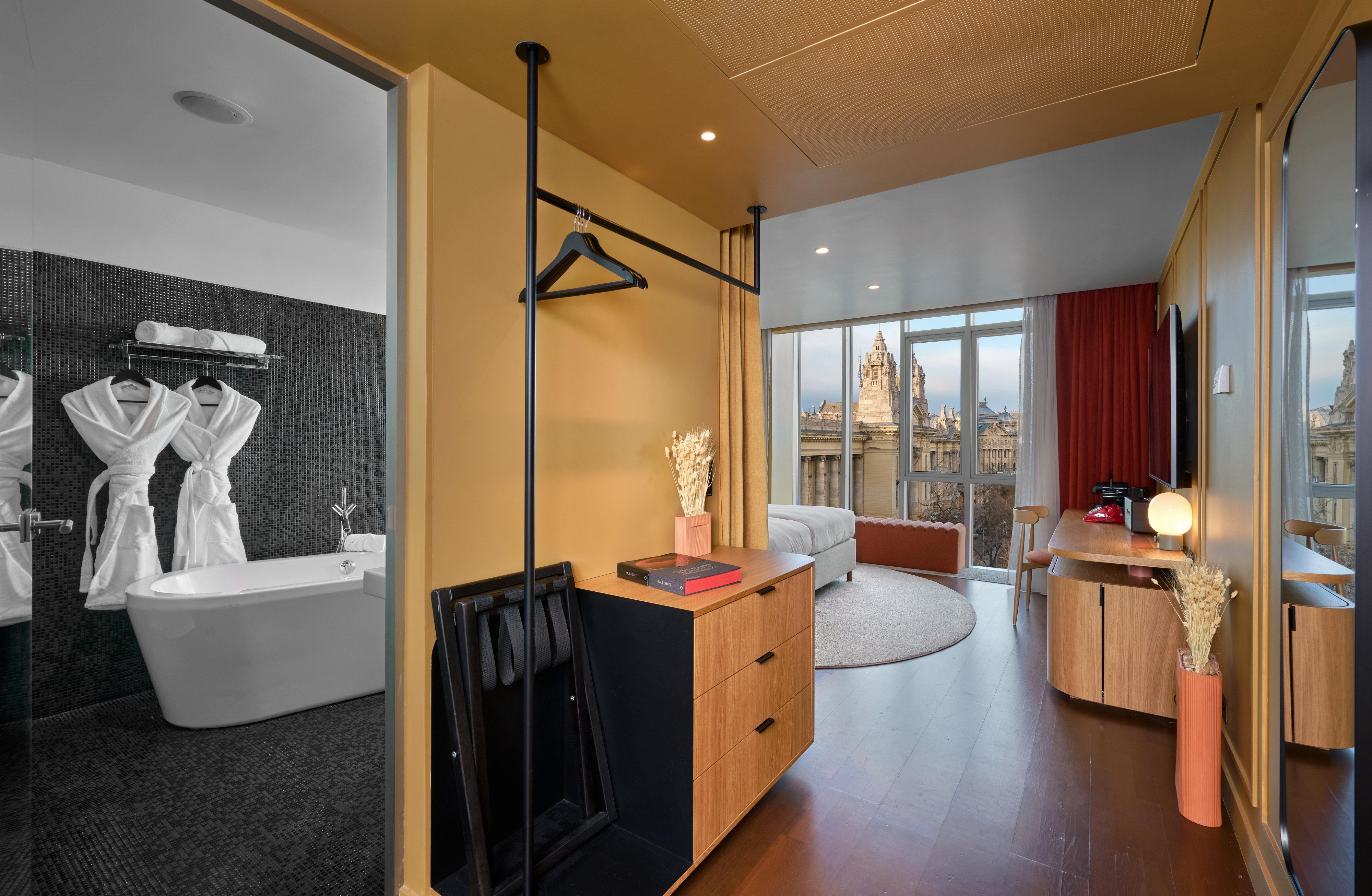 Double Deluxe City View