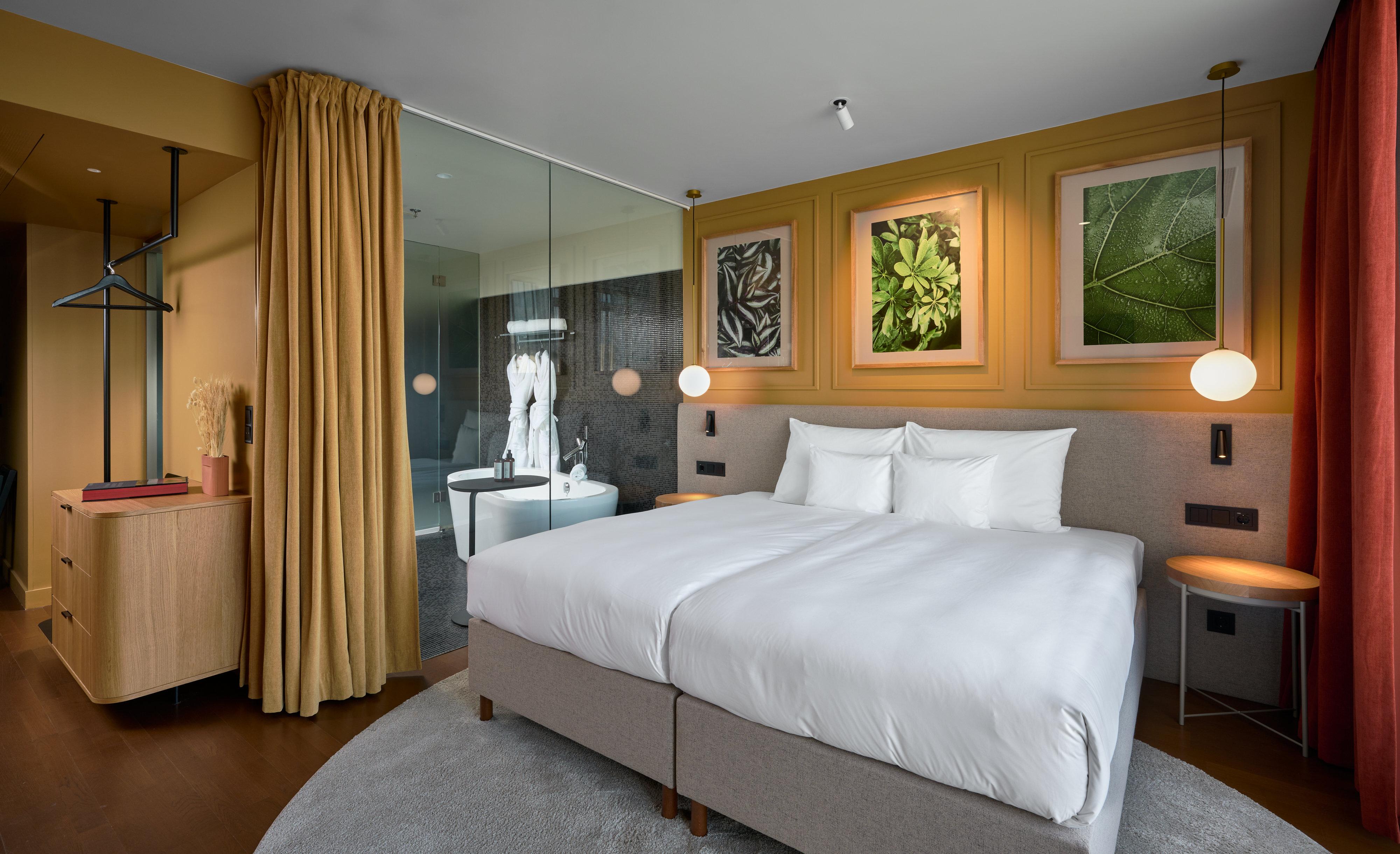 Double Deluxe City View