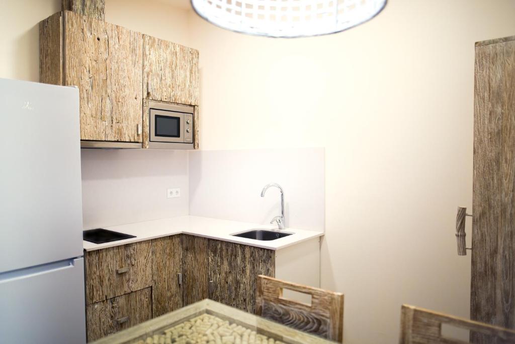 Apartment Capacity 4