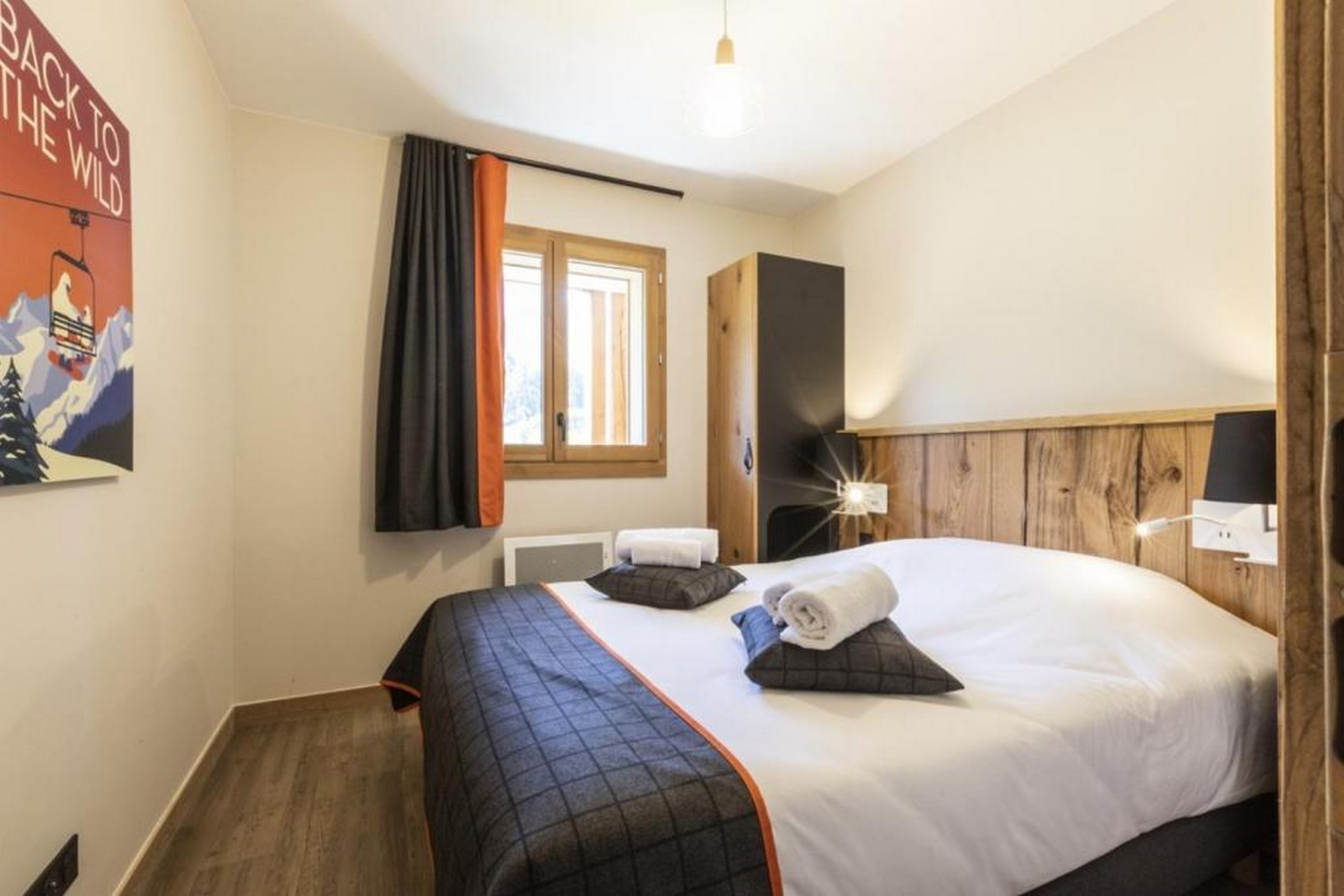 Apartment Capacity 4