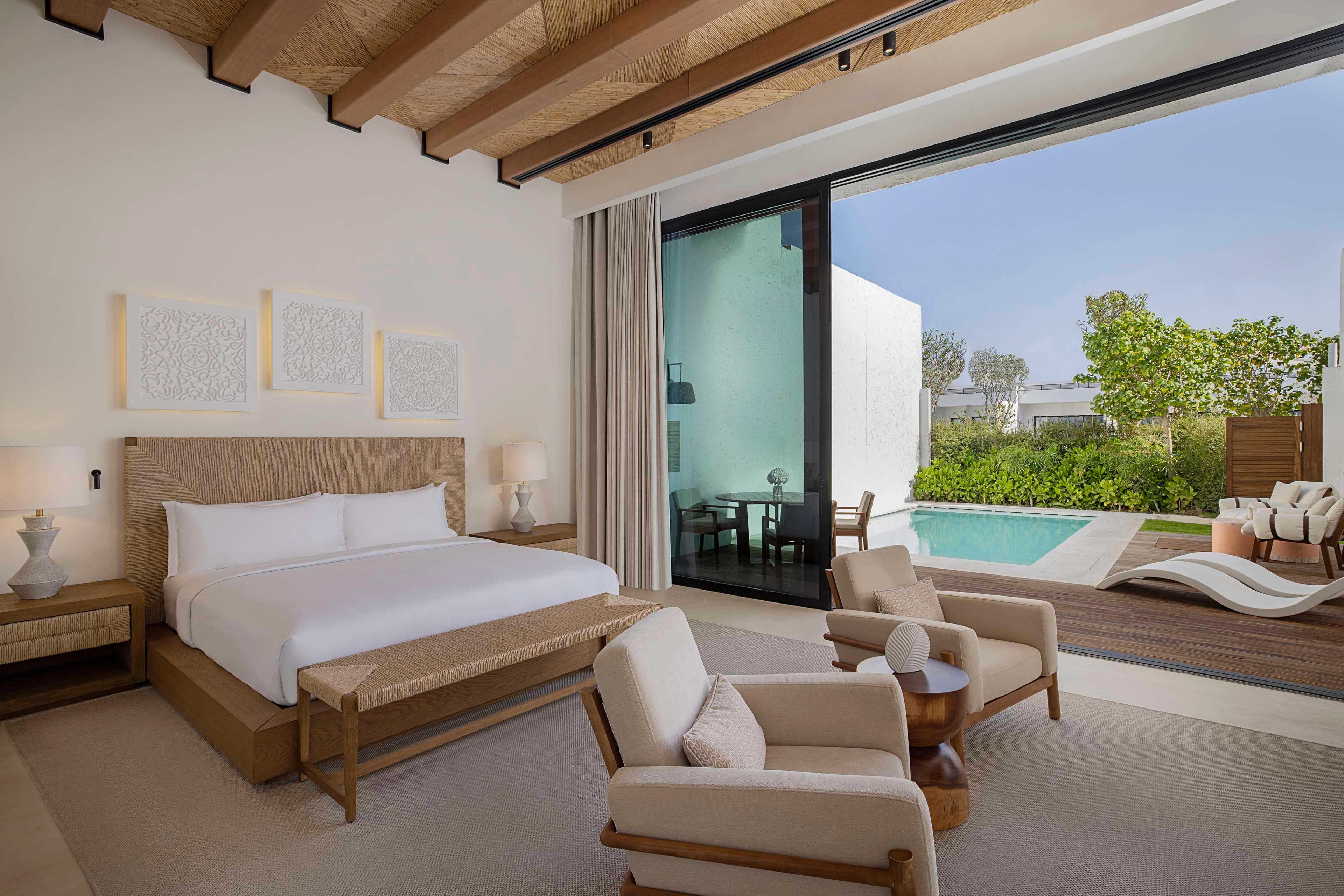 Junior Suite Accessible King Size Bed