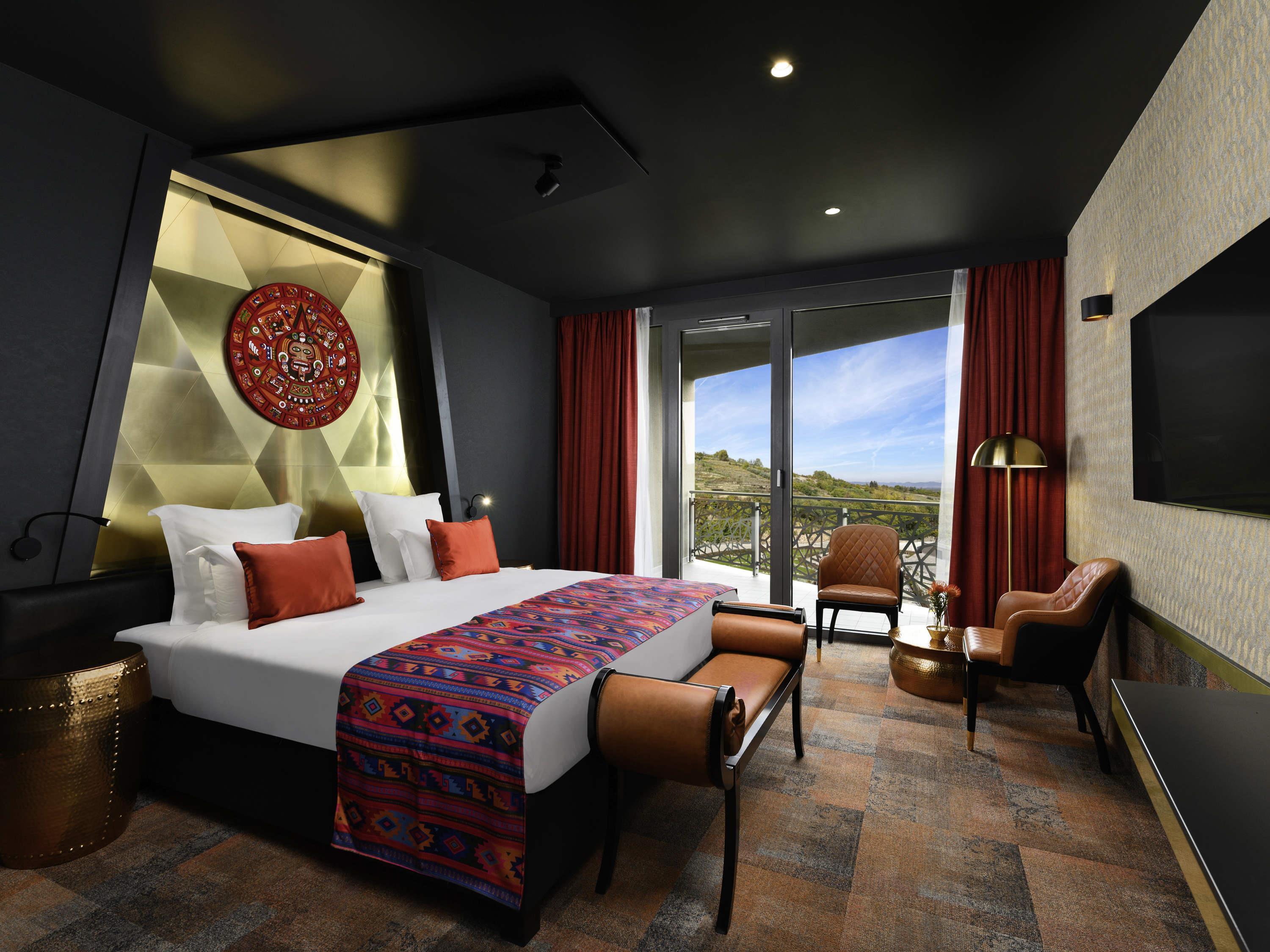 Double Superior with Views