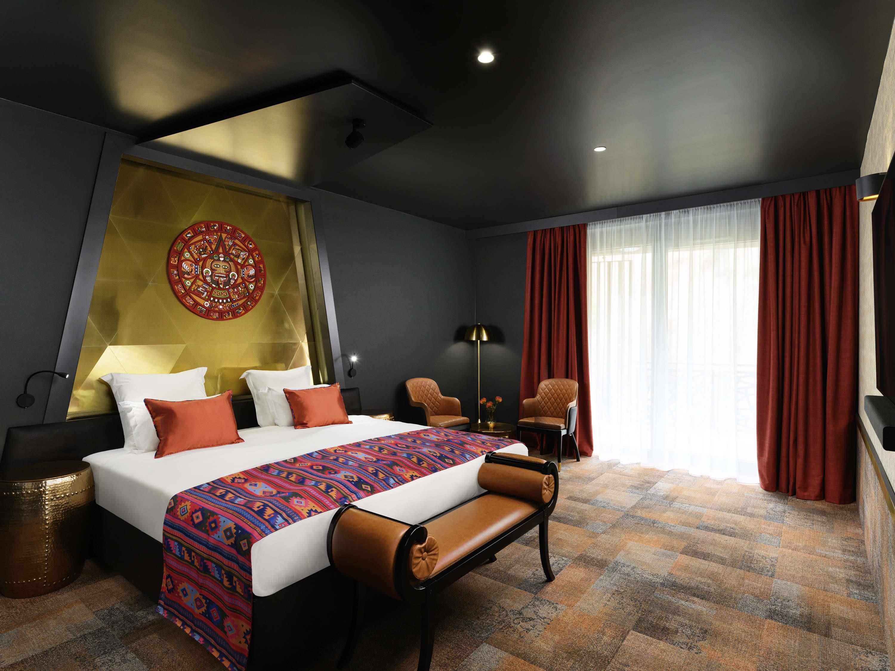 Junior Suite King Size Bed