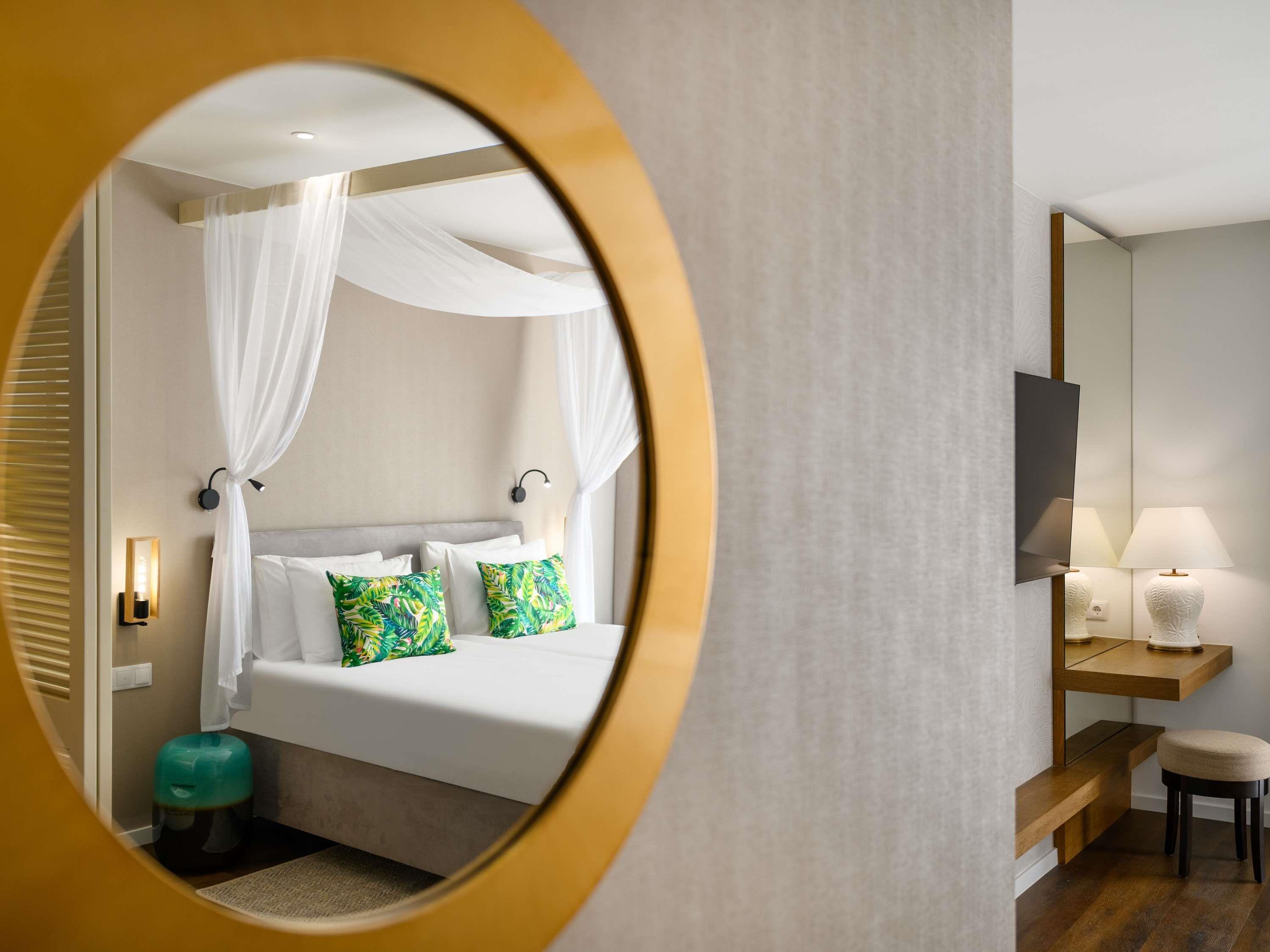 Junior Suite King Size Bed