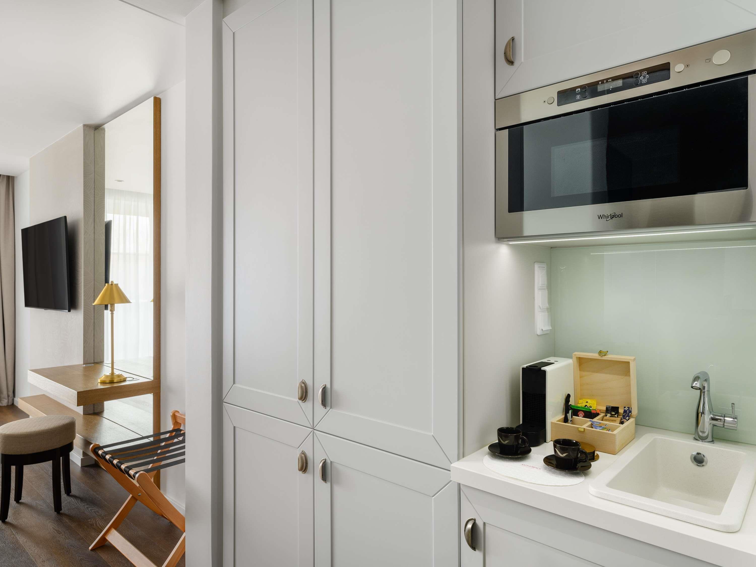 Double Superior King Bed