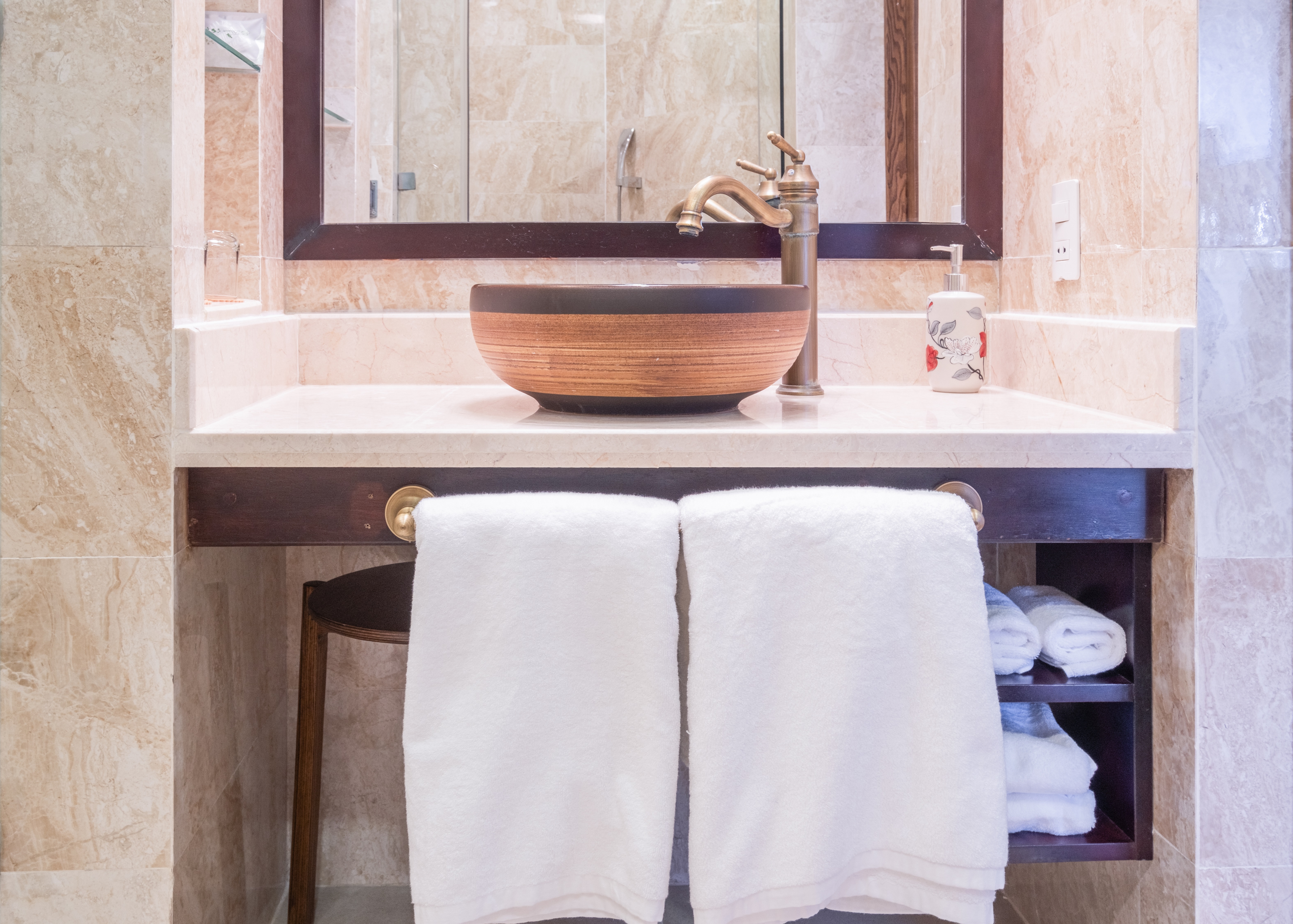 Twin Deluxe Two Beds